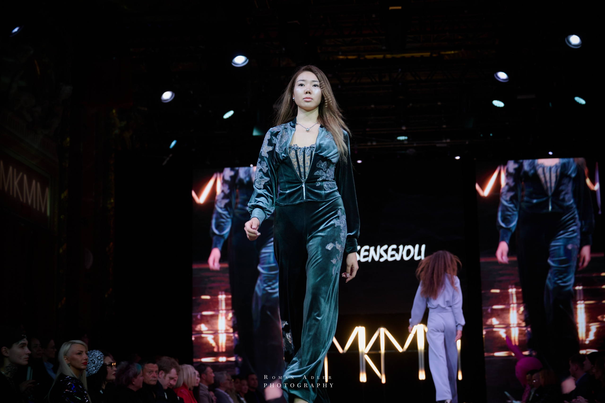 МКММ весна 2025. Фотограф Роман Адлер