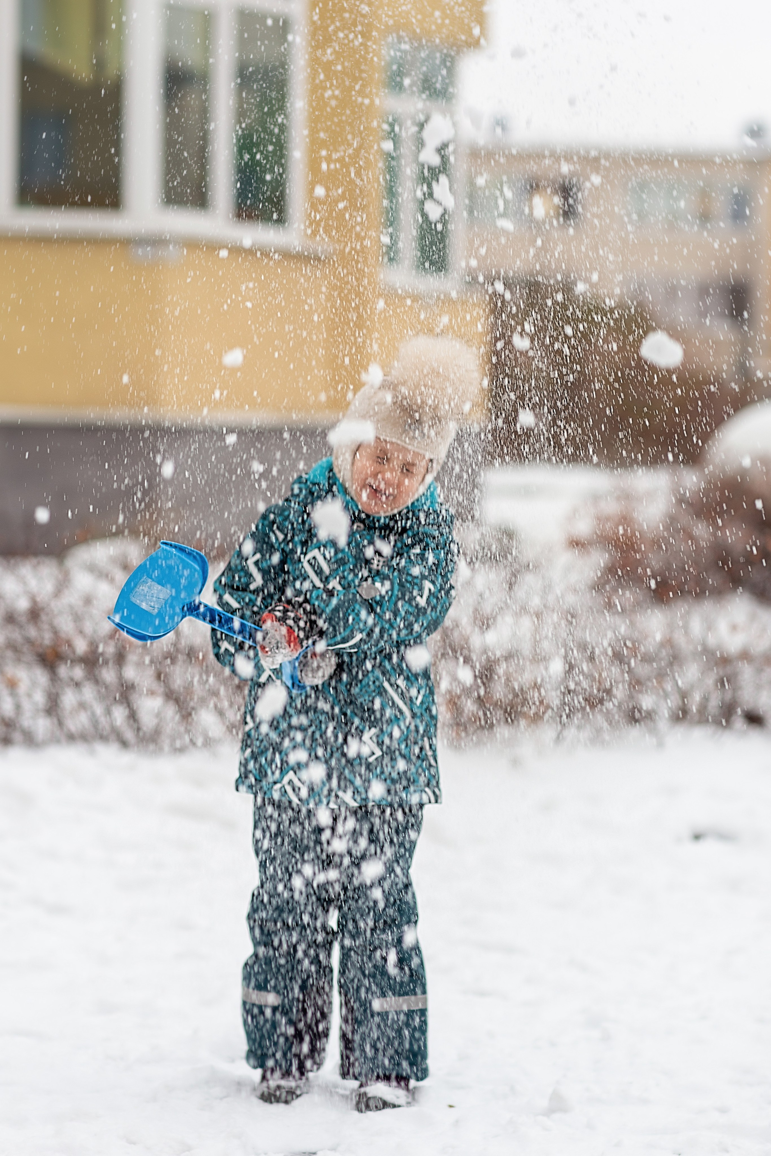 День в саду_Зима_2023 год. Семейный фотограф в Санкт-Петербурге