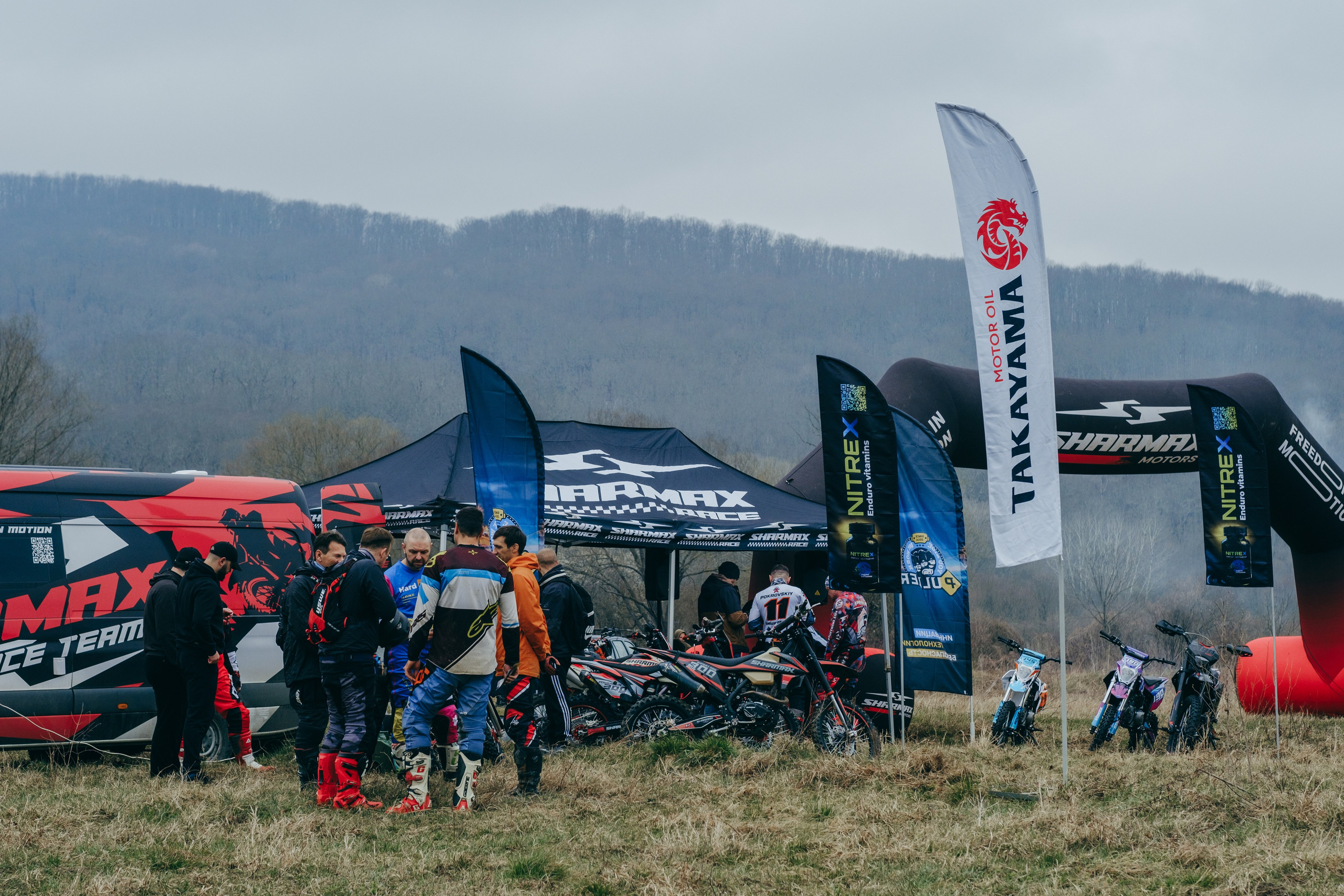 Эндуро Фест от Shamax Motors (Краснодар). Свадебный фотограф Денис Ожигин в Краснодаре и крае. Эмоциональная и стильная съемка вашего дня