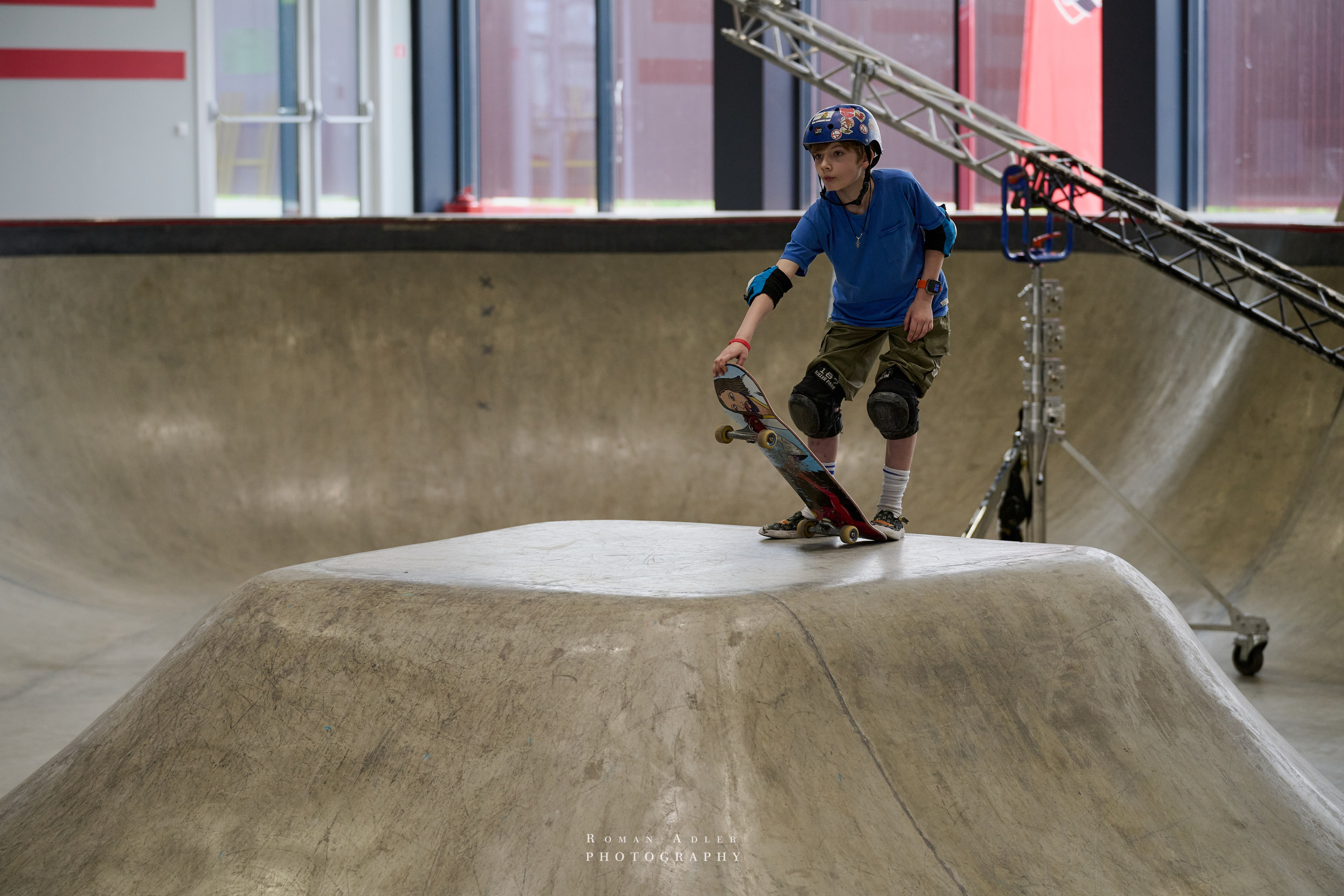 Репортаж со съёмок фильма «Своя в доску». Фотограф Роман Адлер