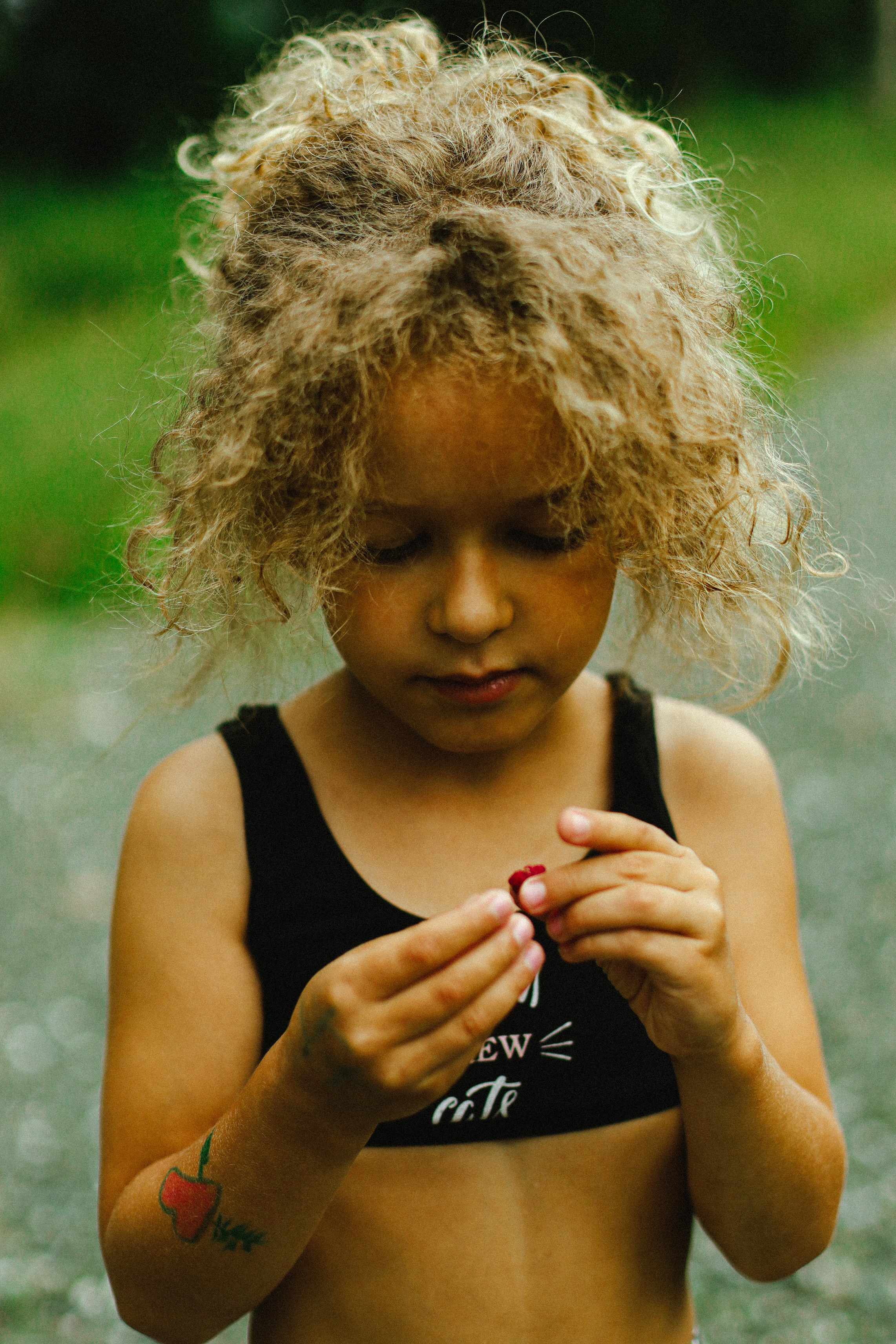 С ⁐ Ф Ь Я визуальный артист — фото видео декор графика