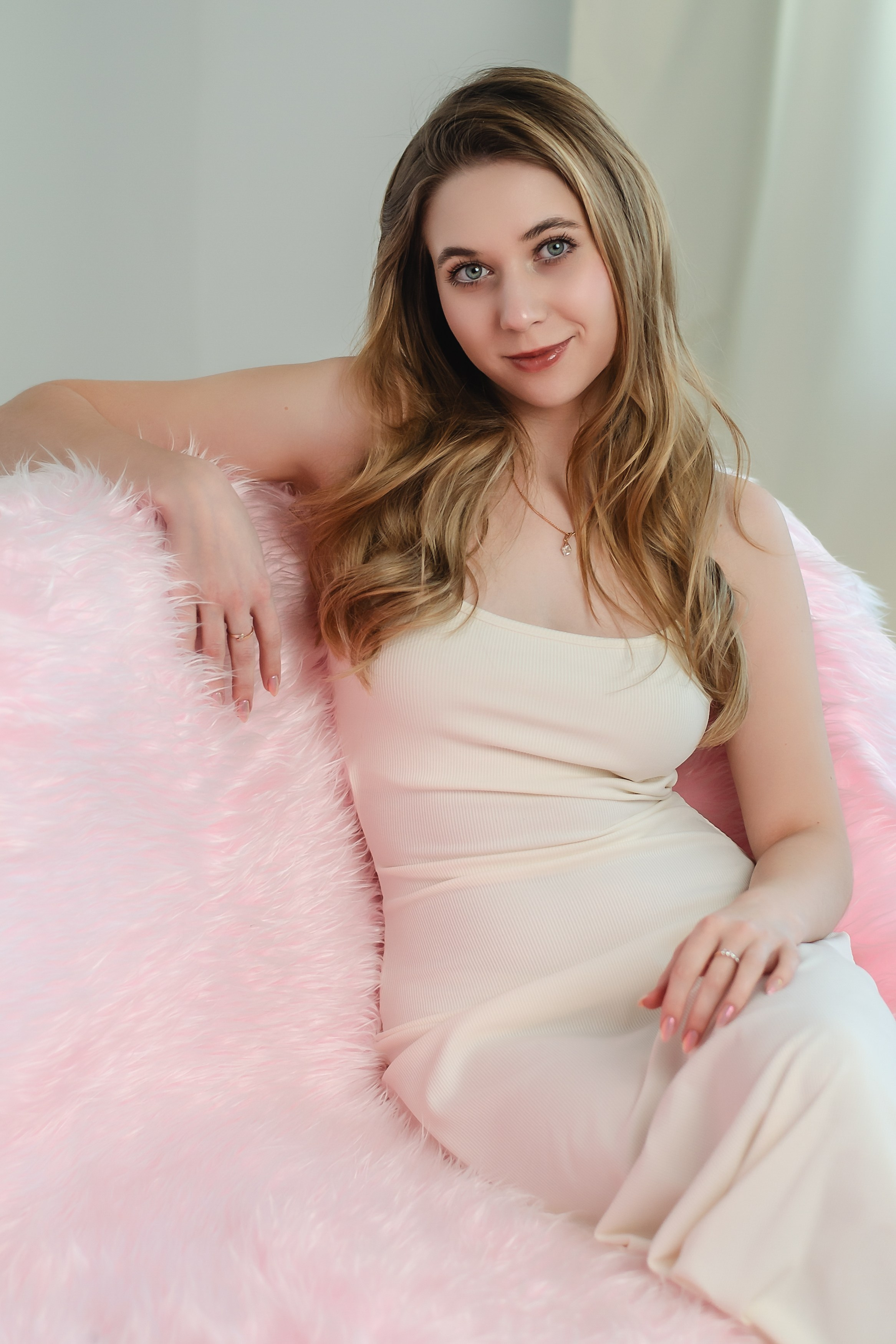 Студийные съемки в Брянске. Профессиональный фотограф Брянск