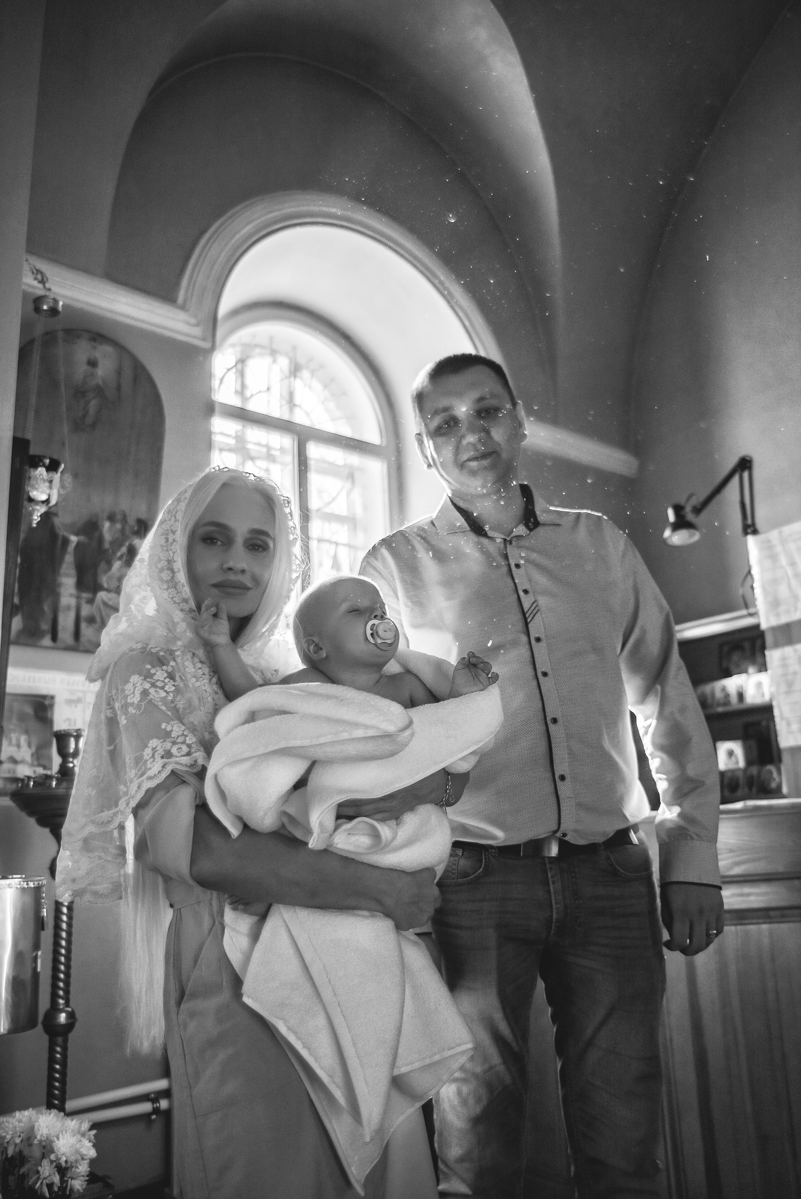 Церковь трех Святителей. Свадебный фотограф Тюмень / Санкт — Петербург Миронова Наталия