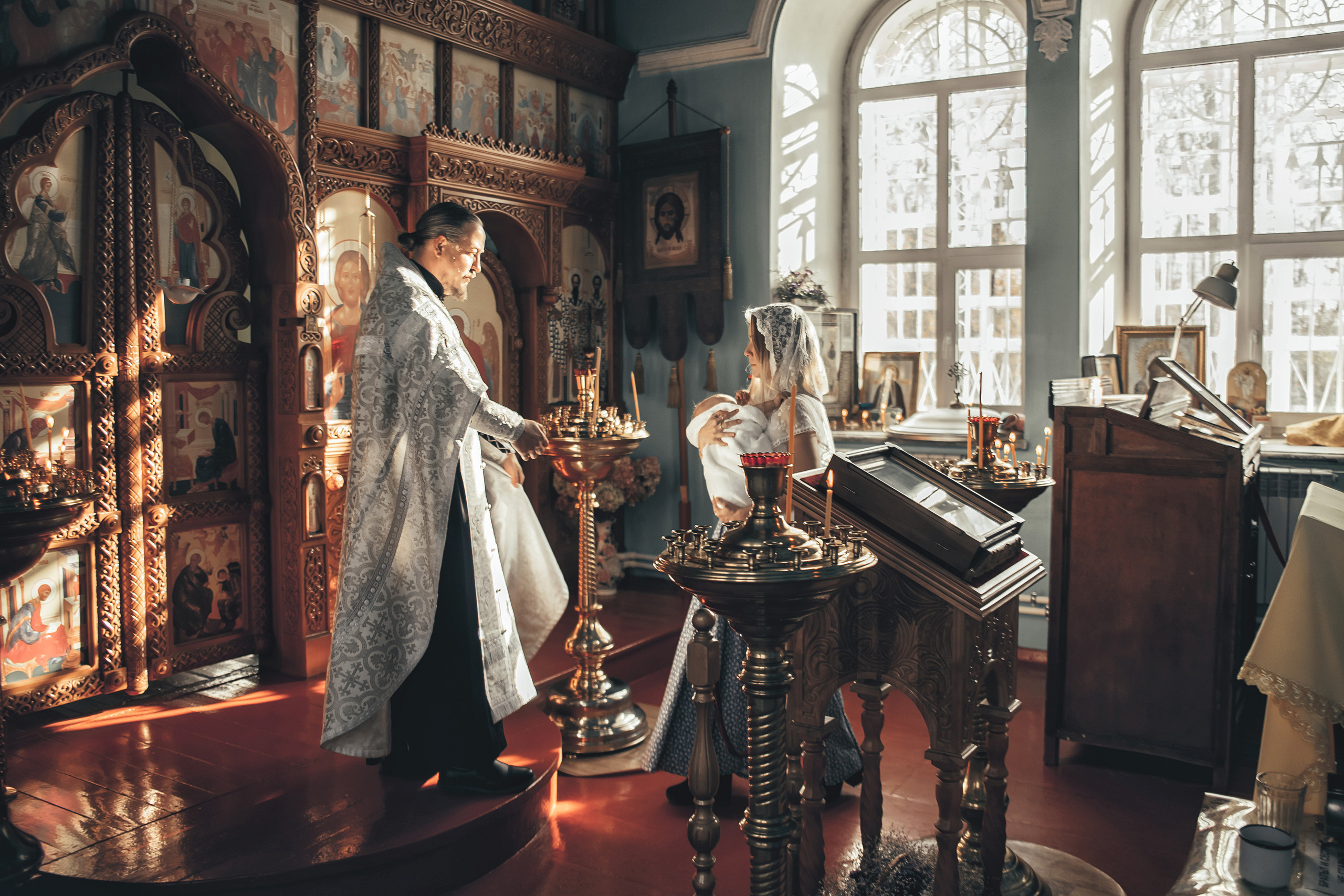 Церковь трех Святителей. Свадебный фотограф Тюмень / Санкт — Петербург Миронова Наталия