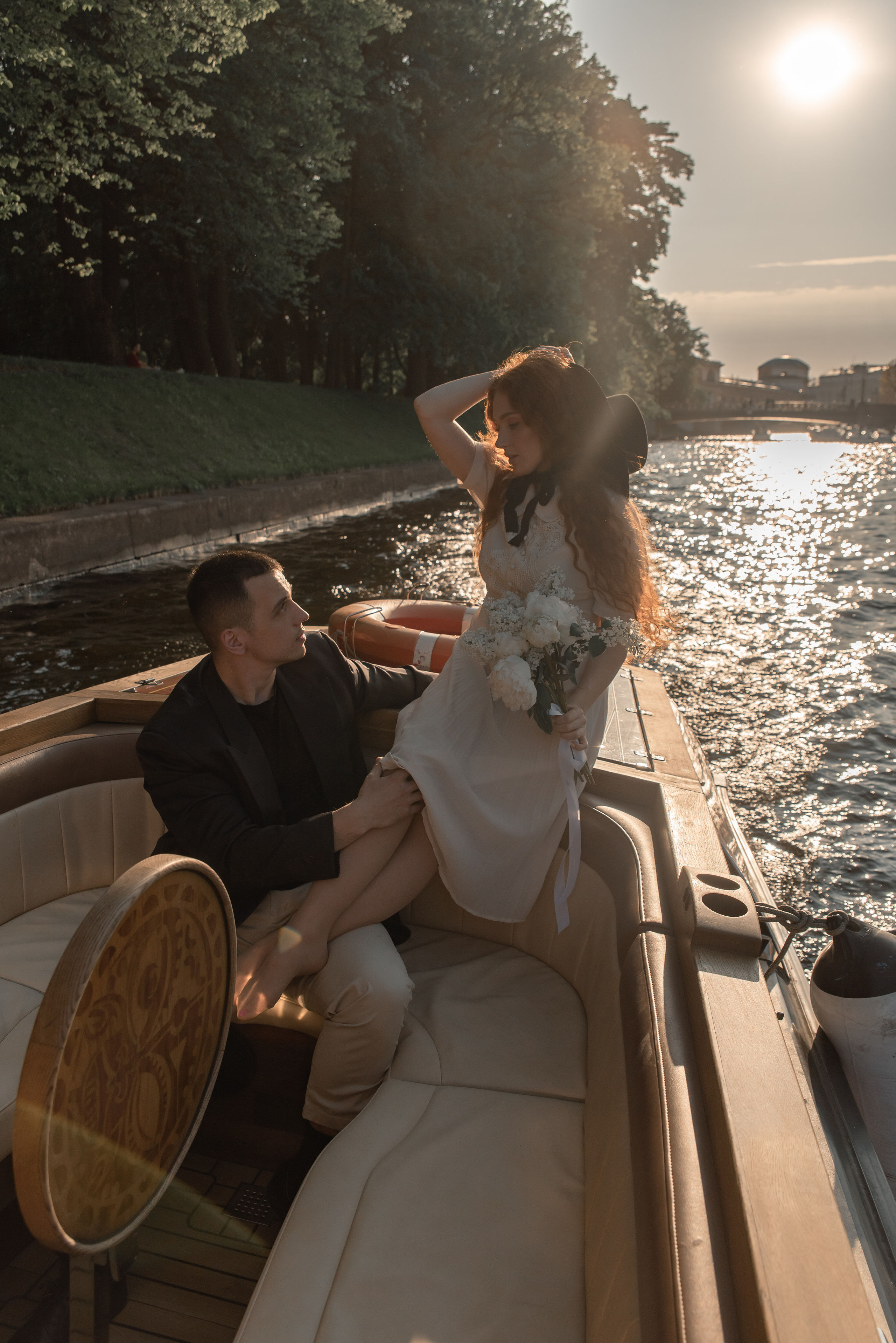 Прогулка на катере. Свадебный фотограф Тюмень / Санкт — Петербург Миронова Наталия