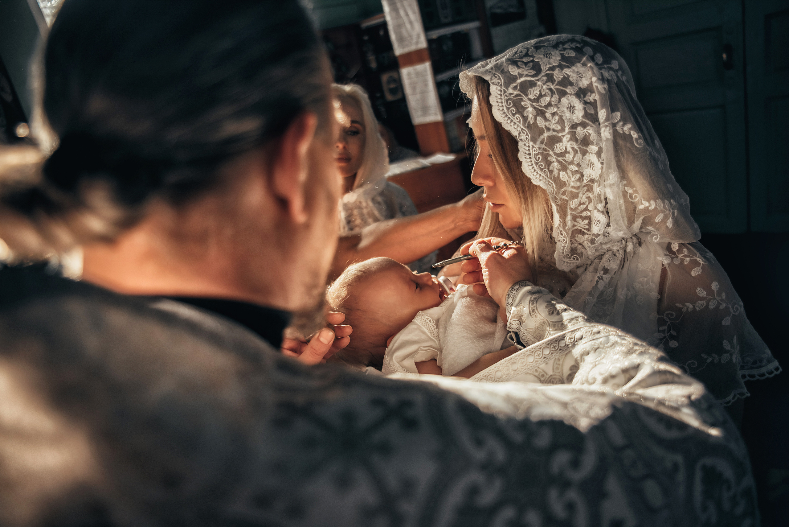 Церковь трех Святителей. Свадебный фотограф Тюмень / Санкт — Петербург Миронова Наталия