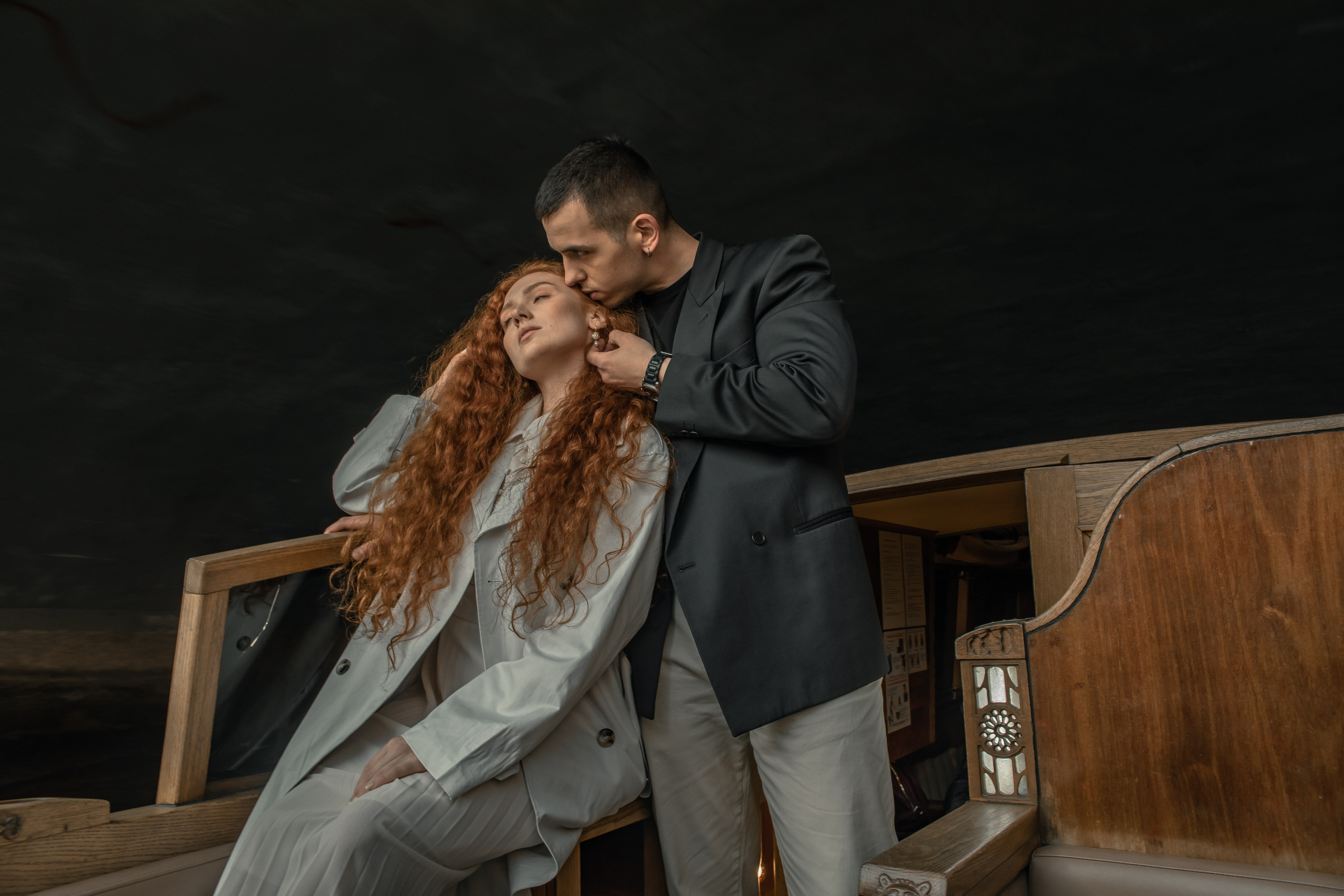 Прогулка на катере. Свадебный фотограф Тюмень / Санкт — Петербург Миронова Наталия