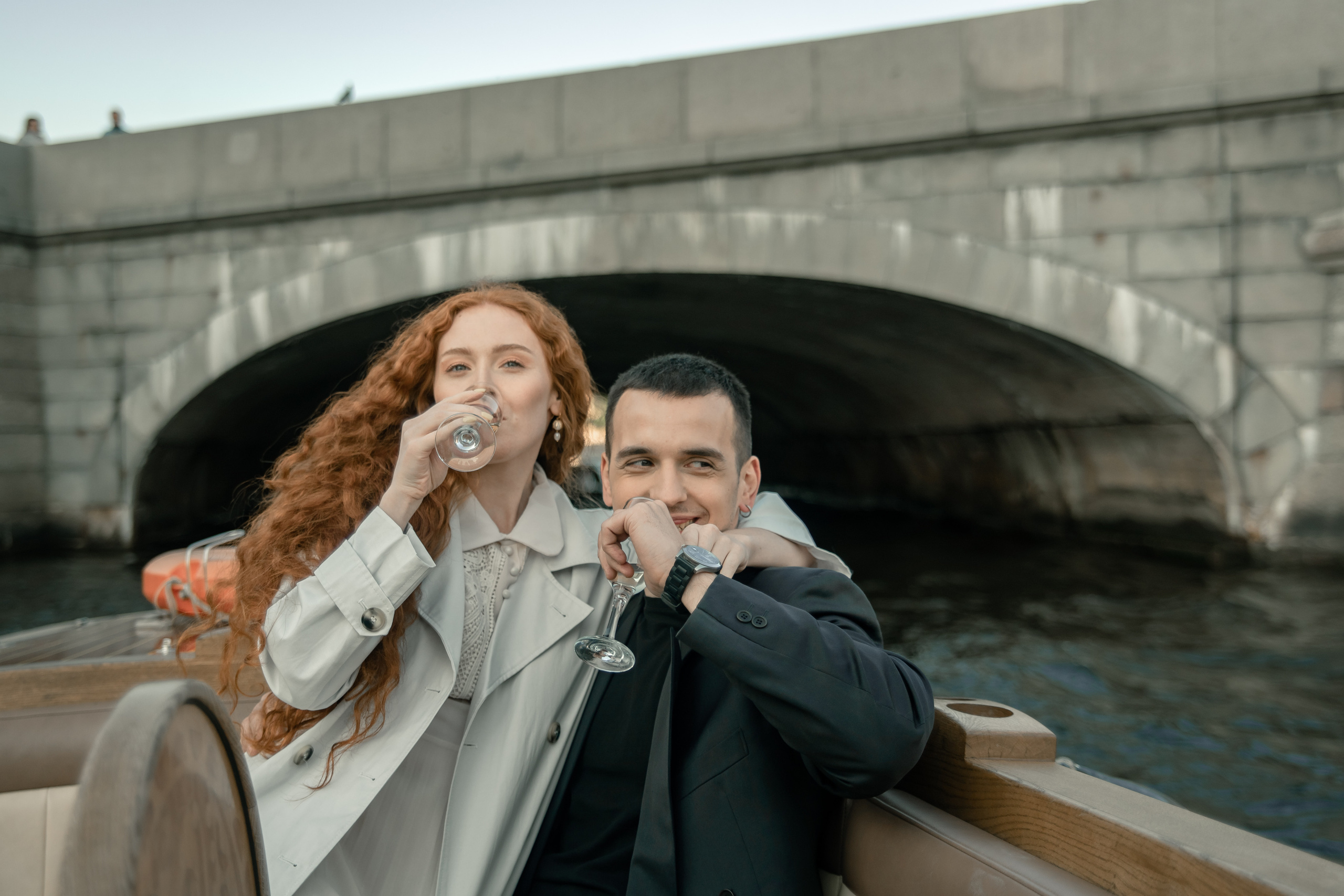 Прогулка на катере. Свадебный фотограф Тюмень / Санкт — Петербург Миронова Наталия