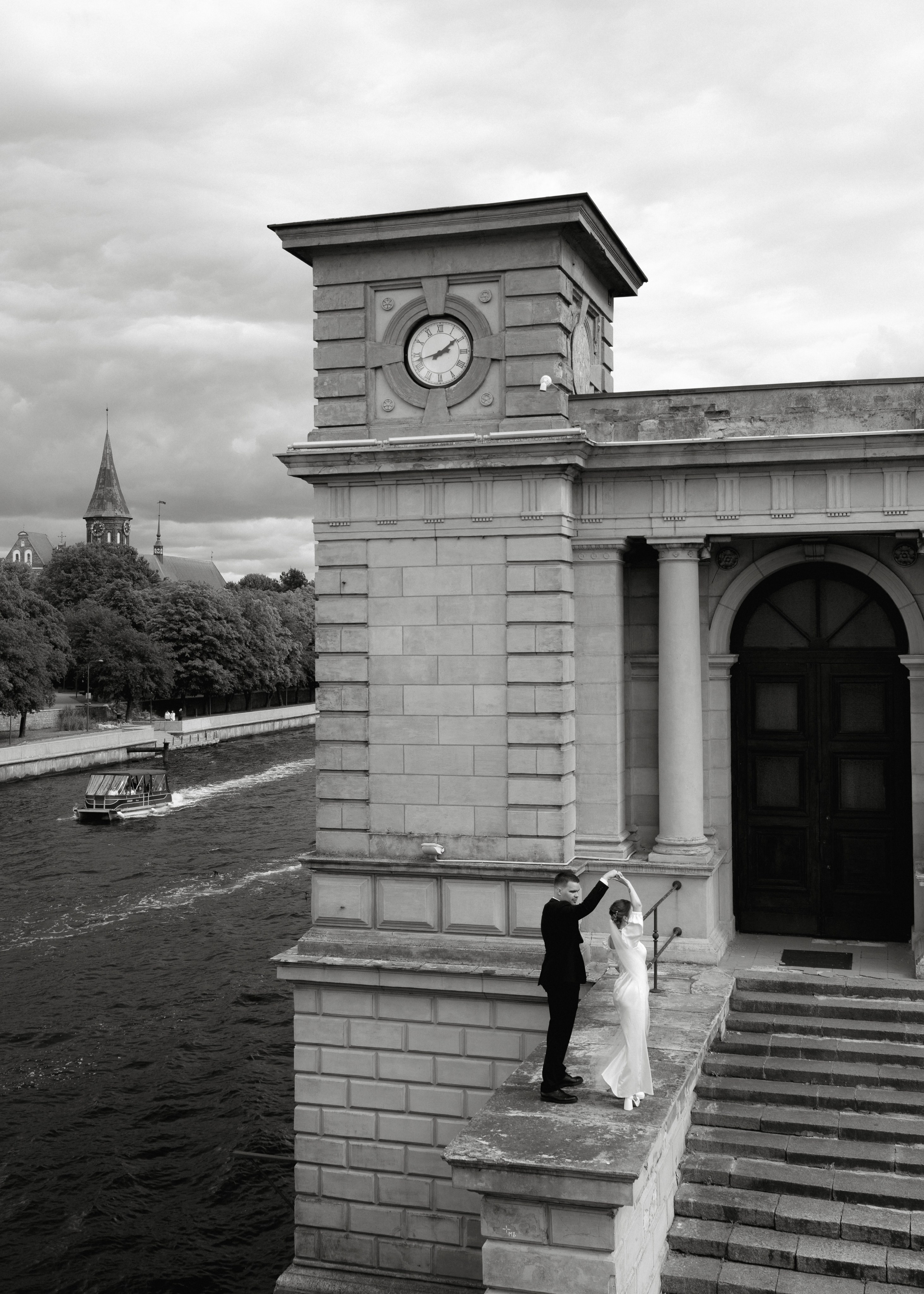 Свадебная прогулка в Калининграде | Арина & Максим. Фотограф в Калининграде Сокирко Светлана