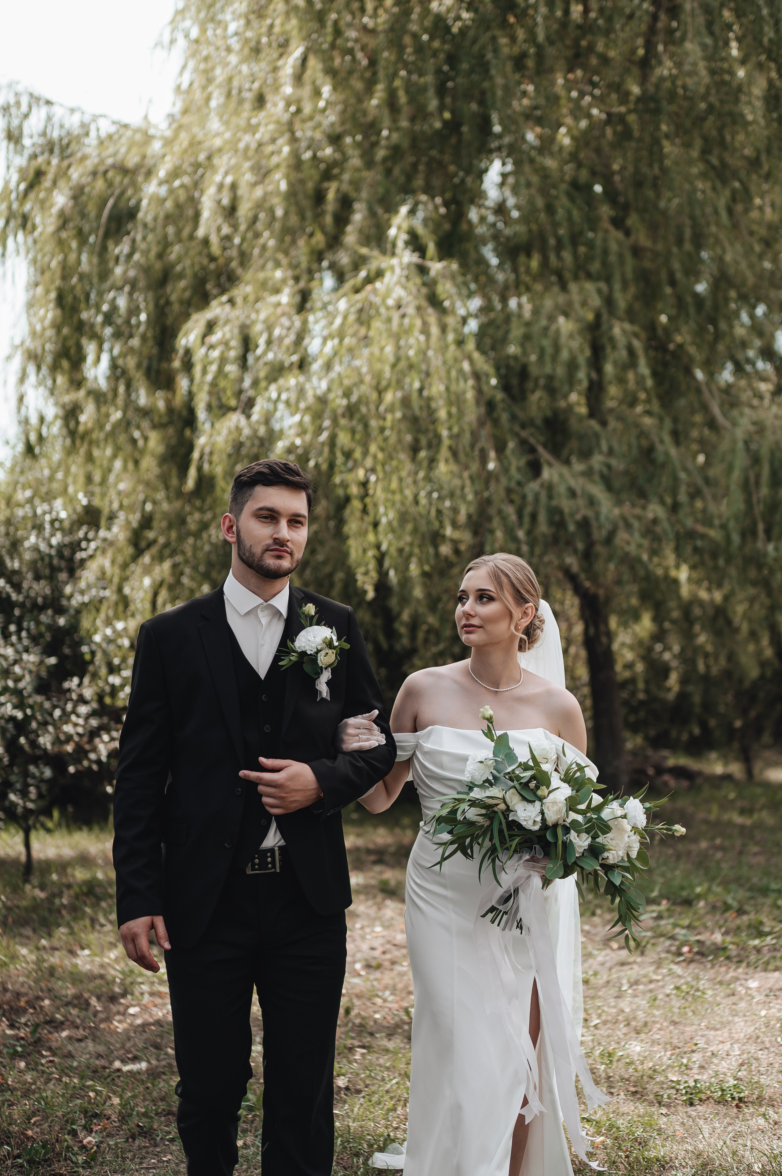 Даниил и Валерия. Черная утка. Полный день. Фотограф Екатерина Бочарникова