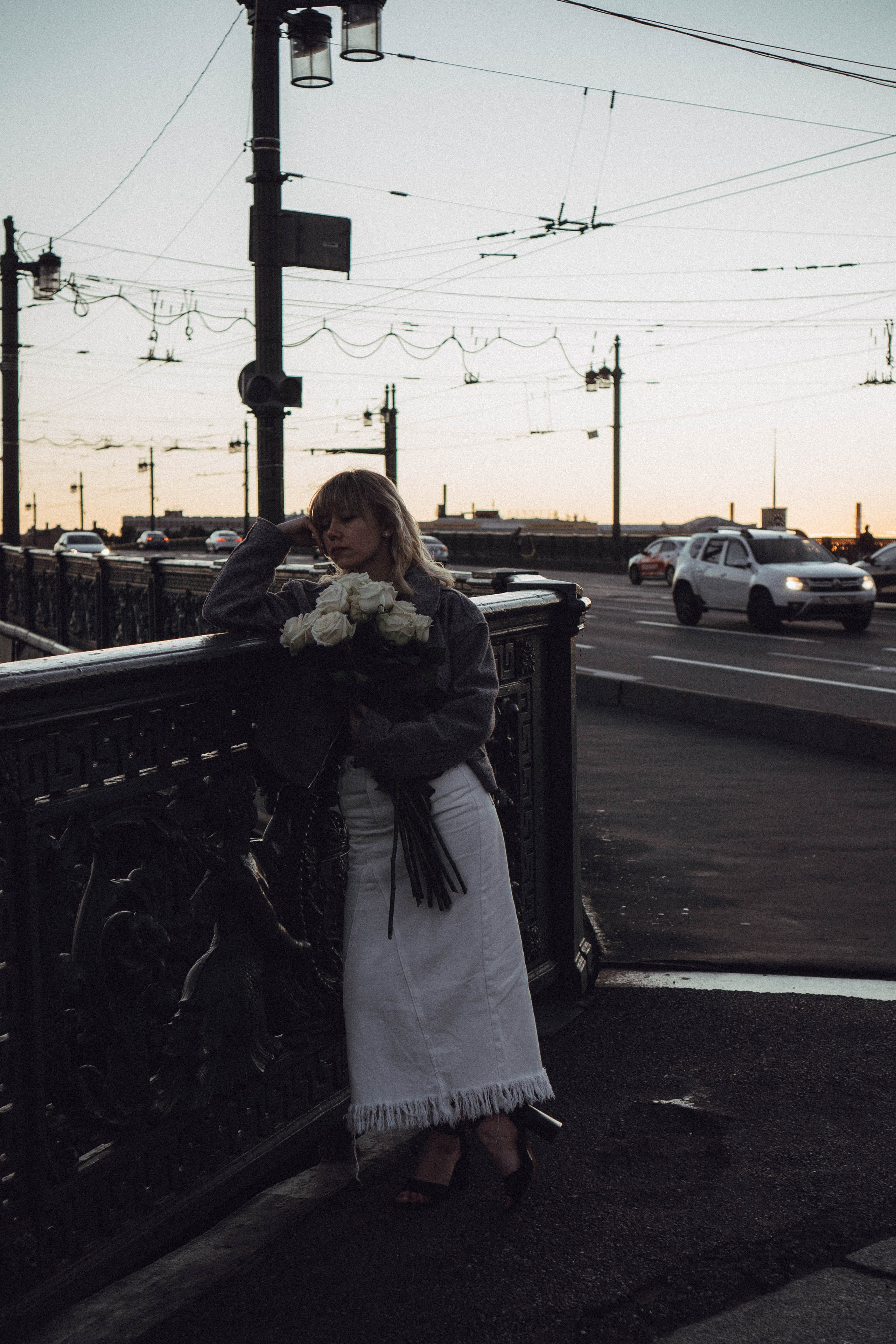 ПРОГУЛКА ПО ГОРОДУ В БЕЛЫЕ НОЧИ (другой вариант). Профессиональный фотограф, Санкт-Петербург — Виктория Богомолова
