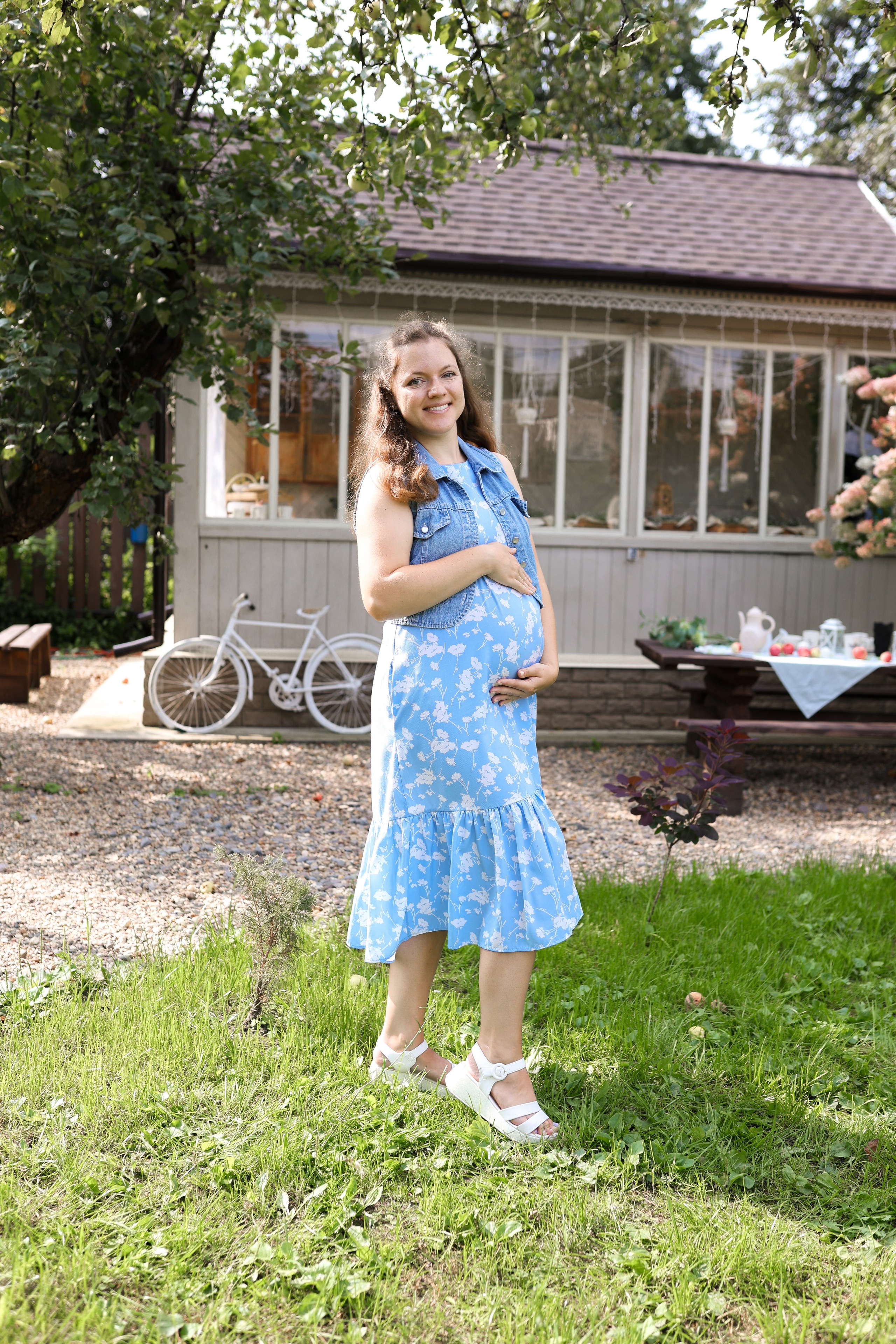 Фотосессия беременности в загородной студии Купавна. Фотограф в Железнодорожном и Балашихе