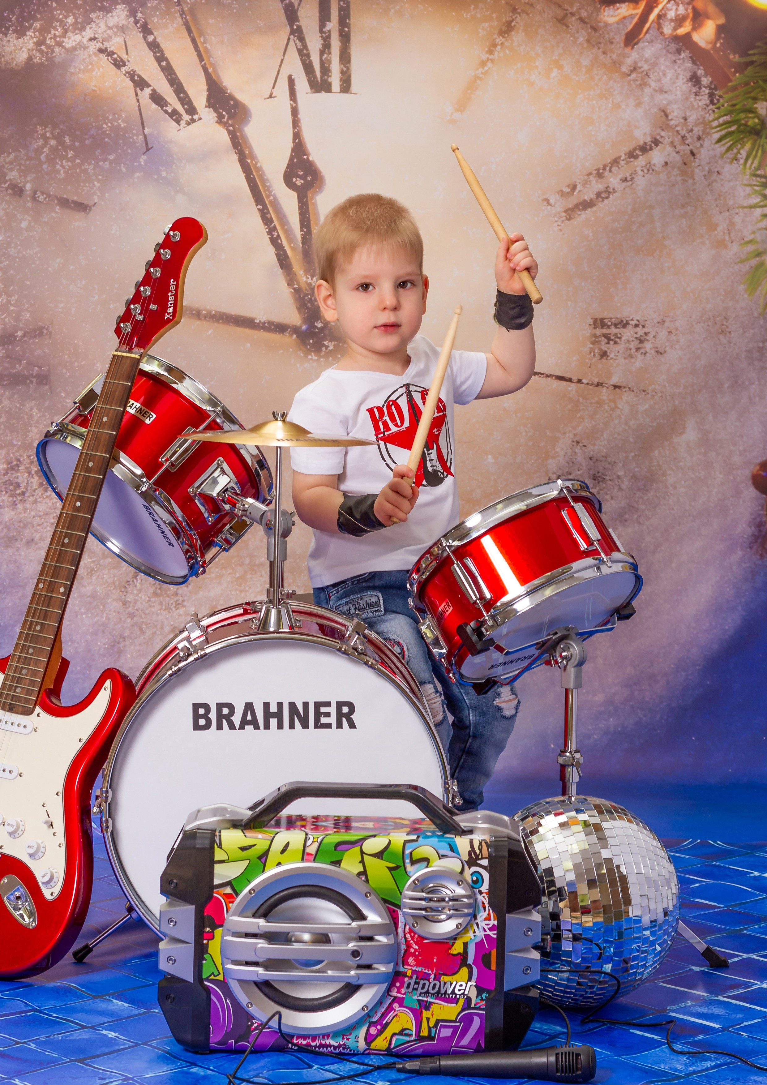 Фотосессия «Новогодняя Рок-Звезда» 2019 год. Фотограф в детский сад Елена Колчева Новокузнецк