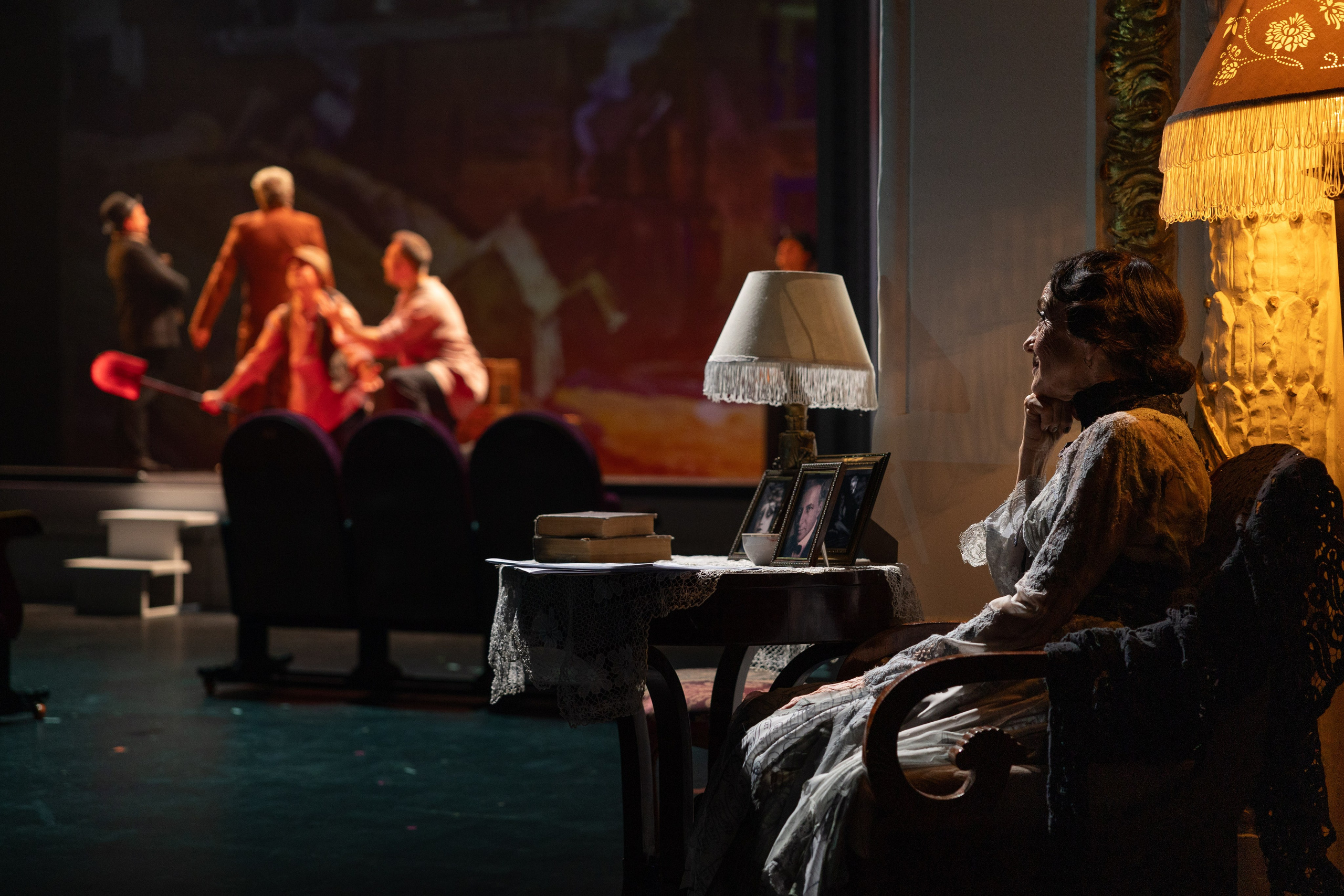 КОНЦЕРТЫ И СПЕКТАКЛИ. Коммерческий фотограф Дамира Умярова (Москва)