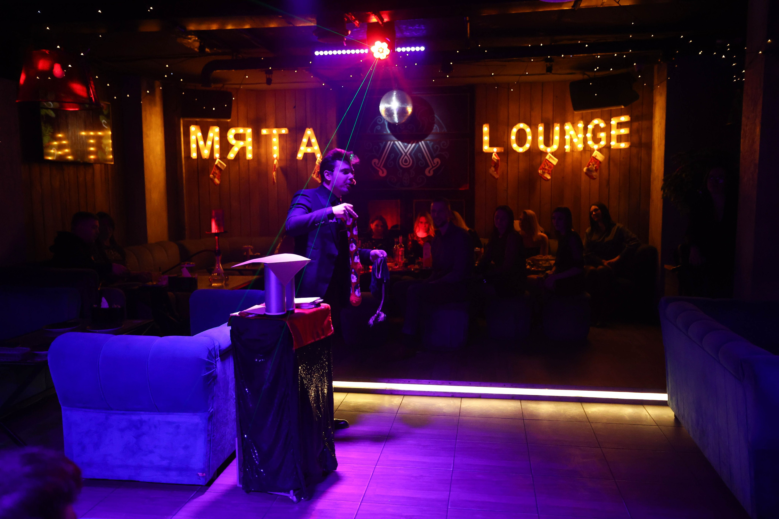 16/12/23 Новогоднее караоке в Мята Спортивная. Мята Спортивная — Кальянная, караоке, бар в Минске