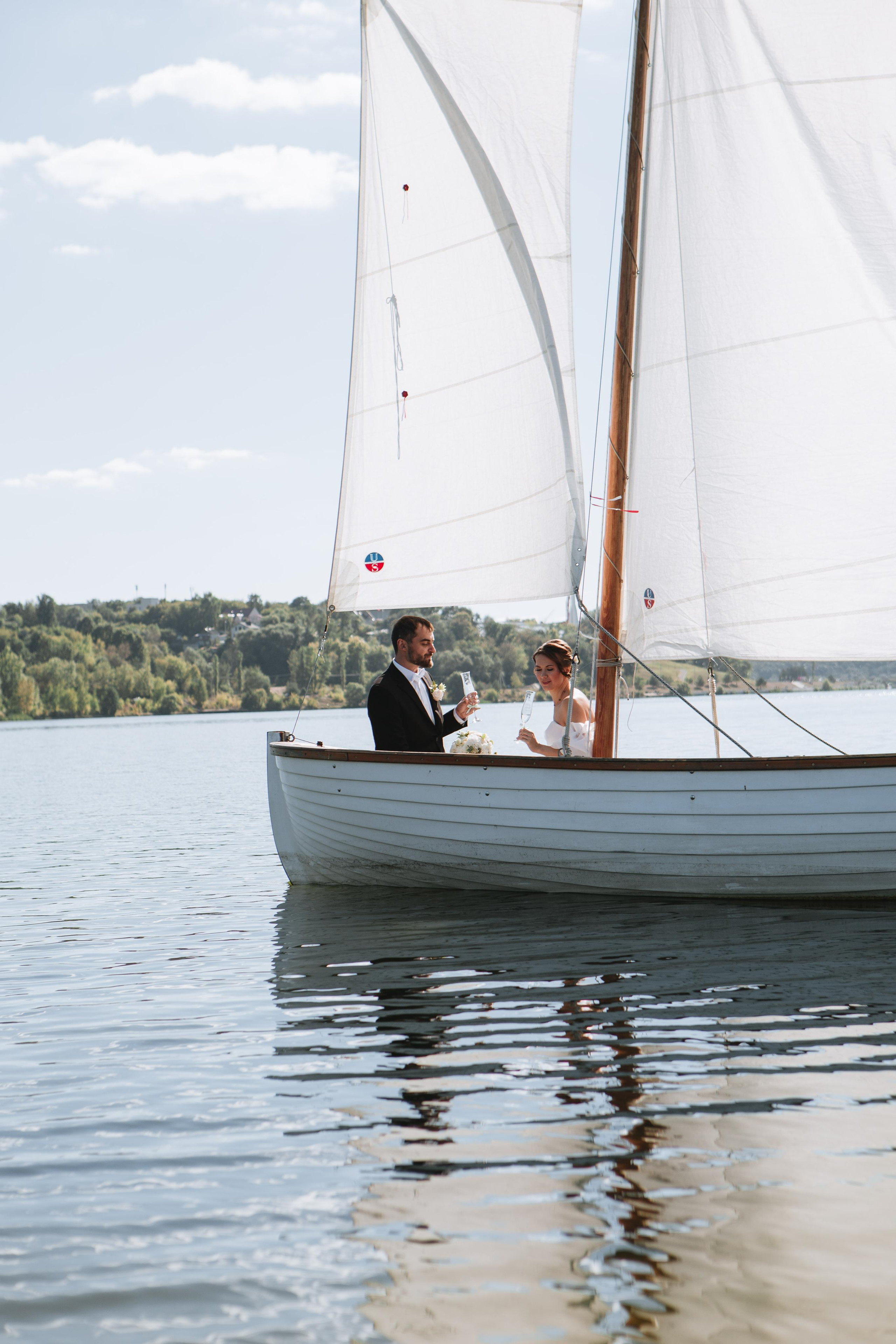 Прогулка на паруснике. Женя и Паша. Ваш фотограф Любовь Чистякова
