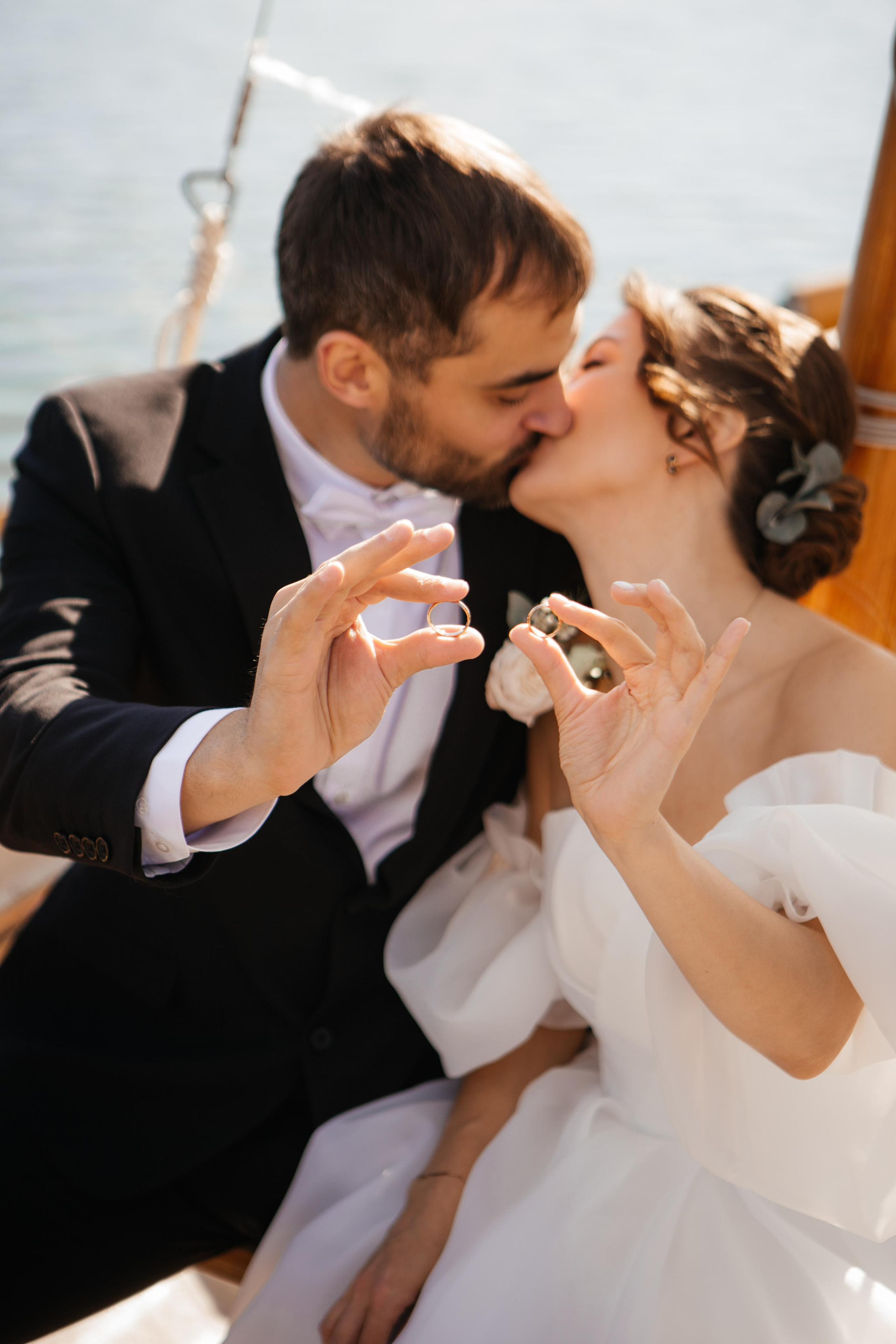 Прогулка на паруснике. Женя и Паша. Ваш фотограф Любовь Чистякова