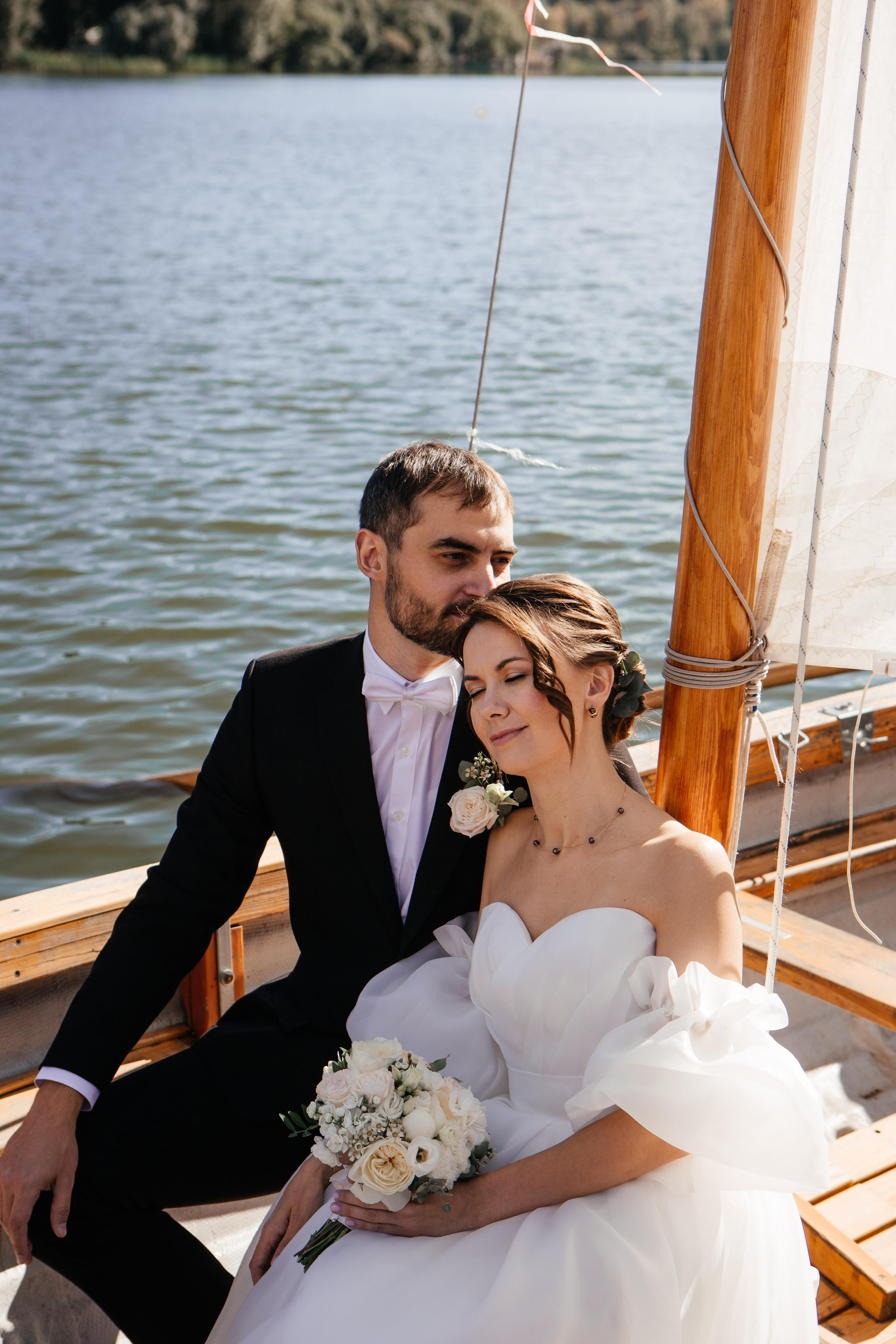 Прогулка на паруснике. Женя и Паша. Ваш фотограф Любовь Чистякова