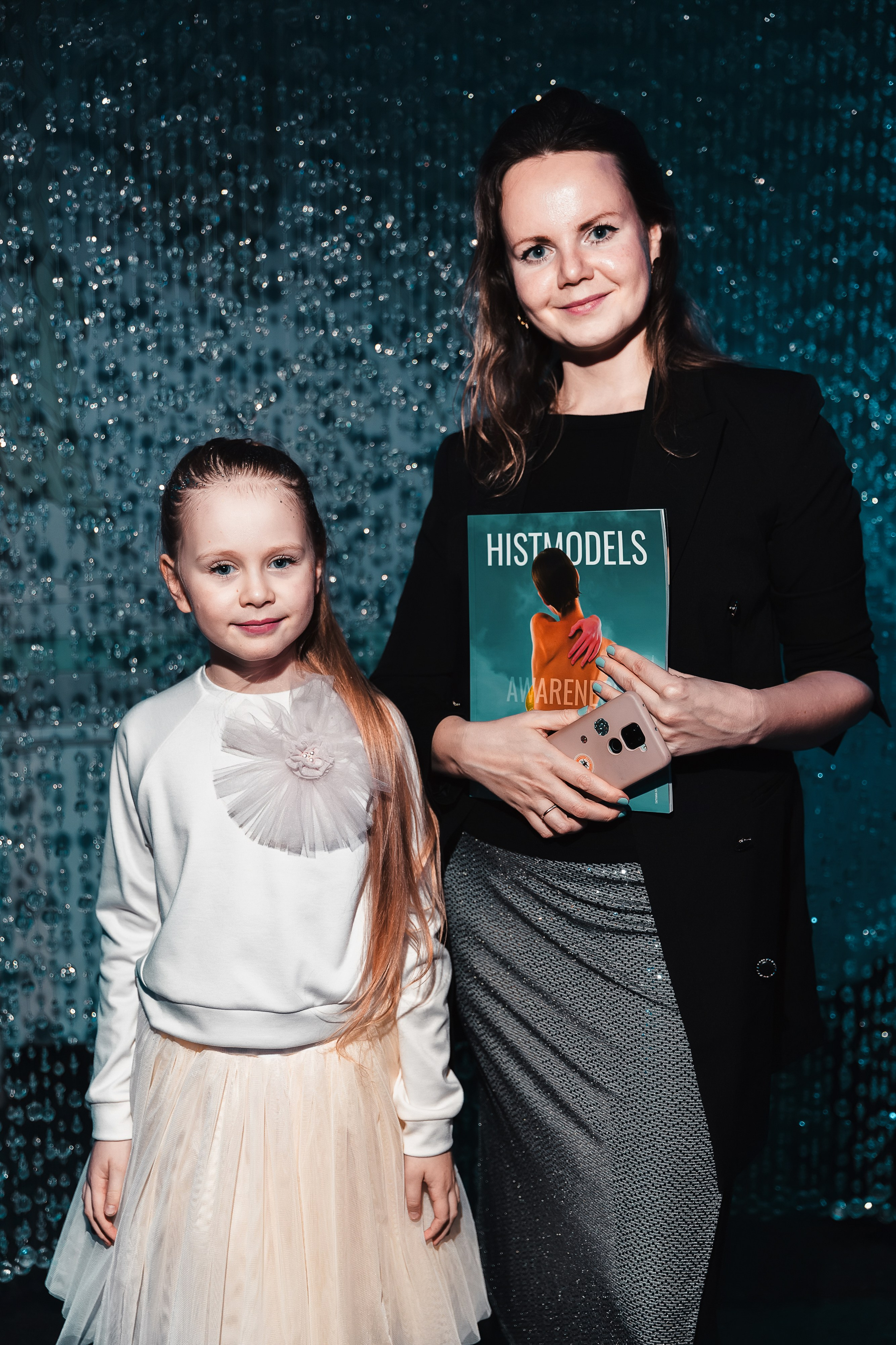 Фотосъемка презентаций модных журналов в Санкт-Петербурге | Рекламные кадры для медиа