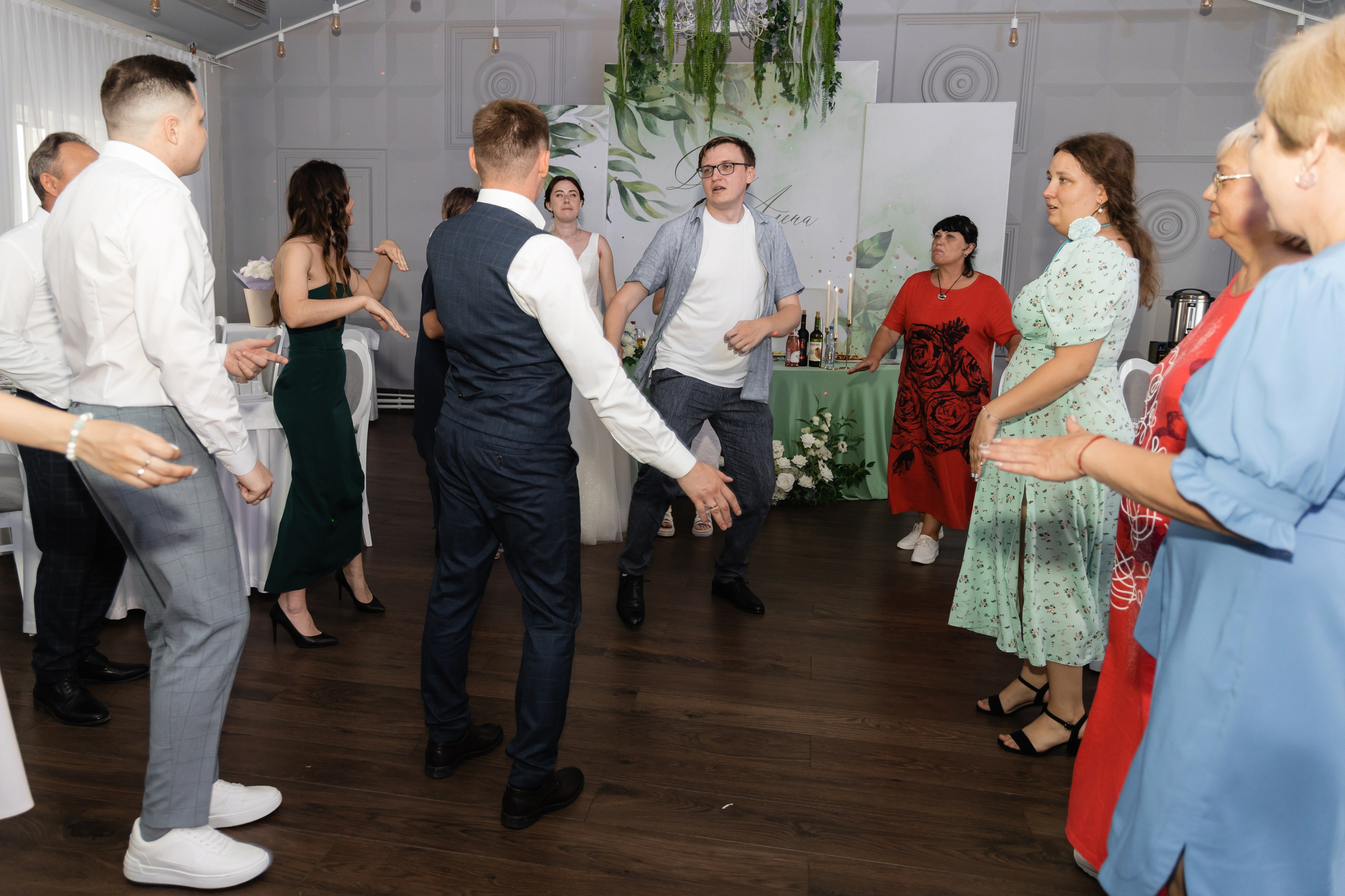 Алёна и Денис (полный день). Фотограф в Барнауле Юлия Садвокасова