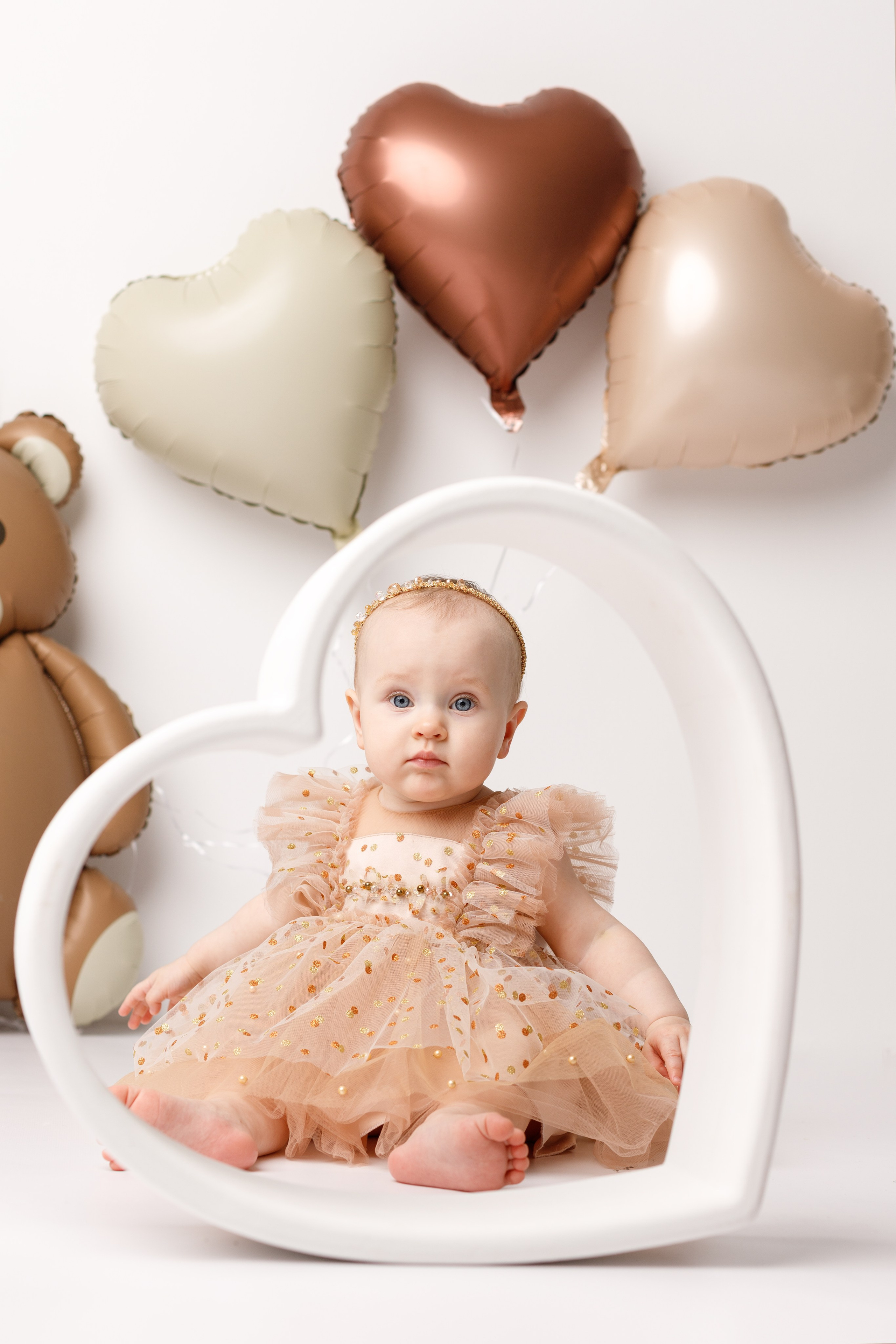 Кира «Первый тортик». Фотограф новорожденных в г. Оренбурге Екатерина Козлова