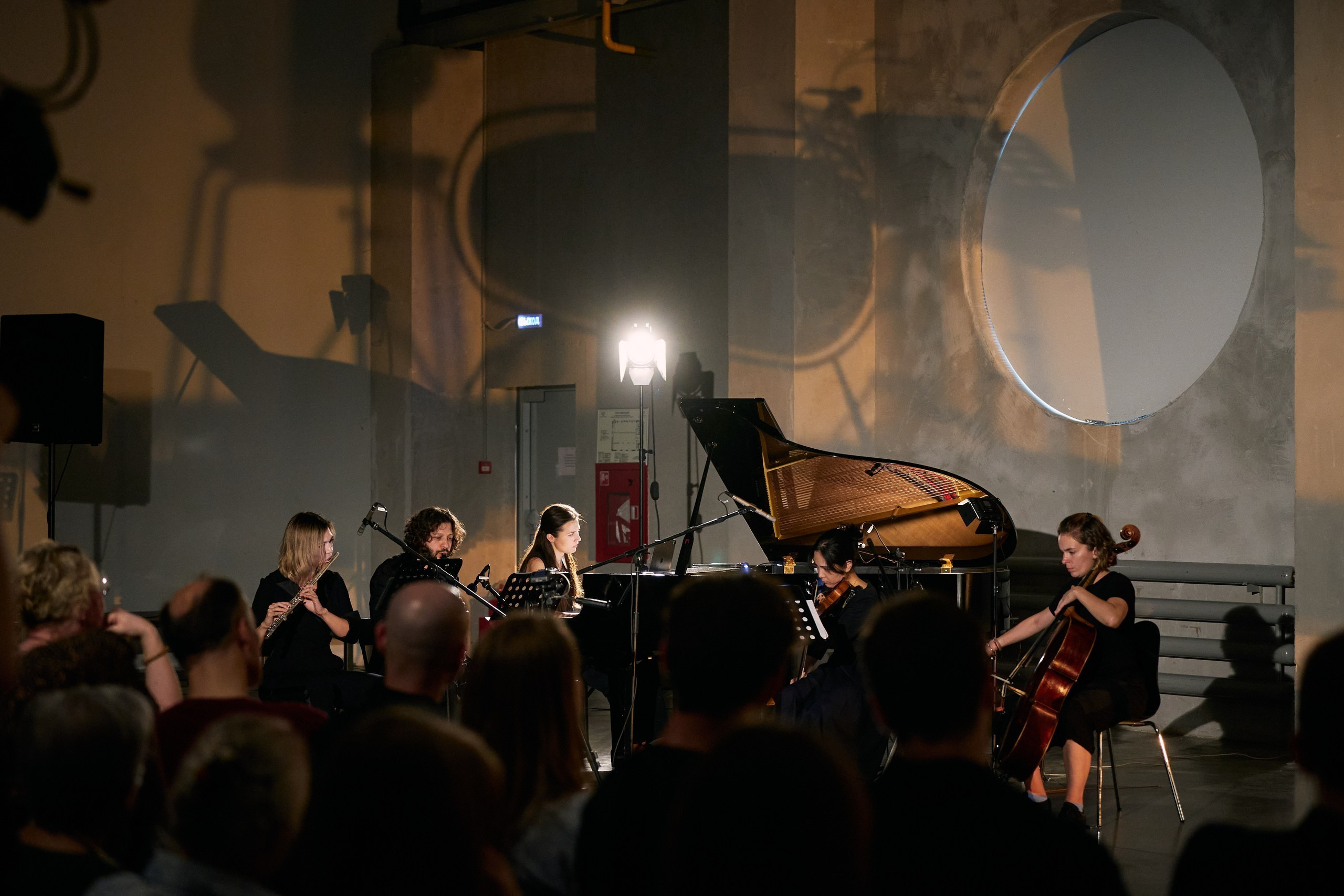 Съемка концертов. Фотограф в Москве Женя Потах