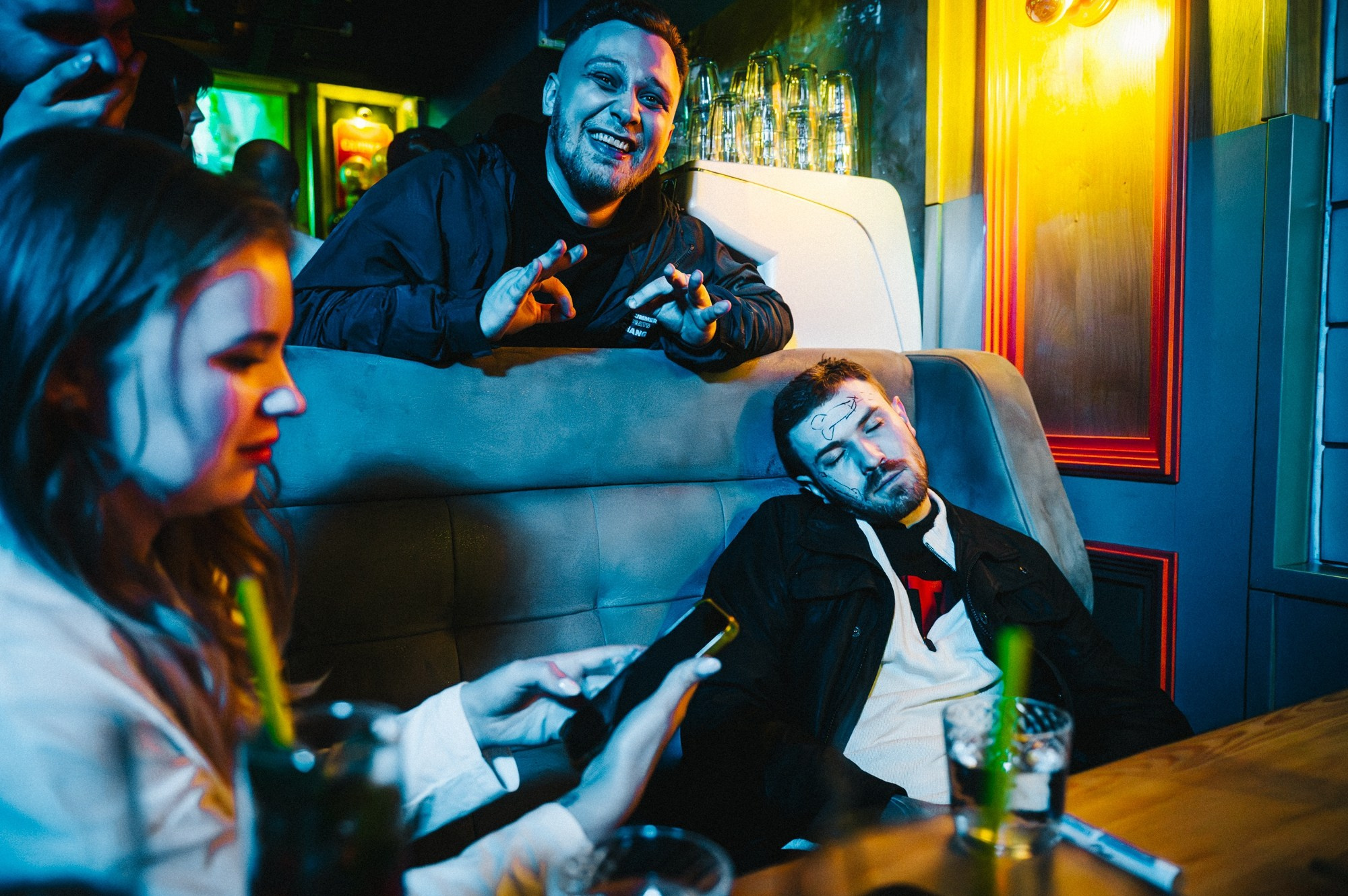 День рождения бара ПетровВодкин. Сайт фотографа Данилы Пащенко