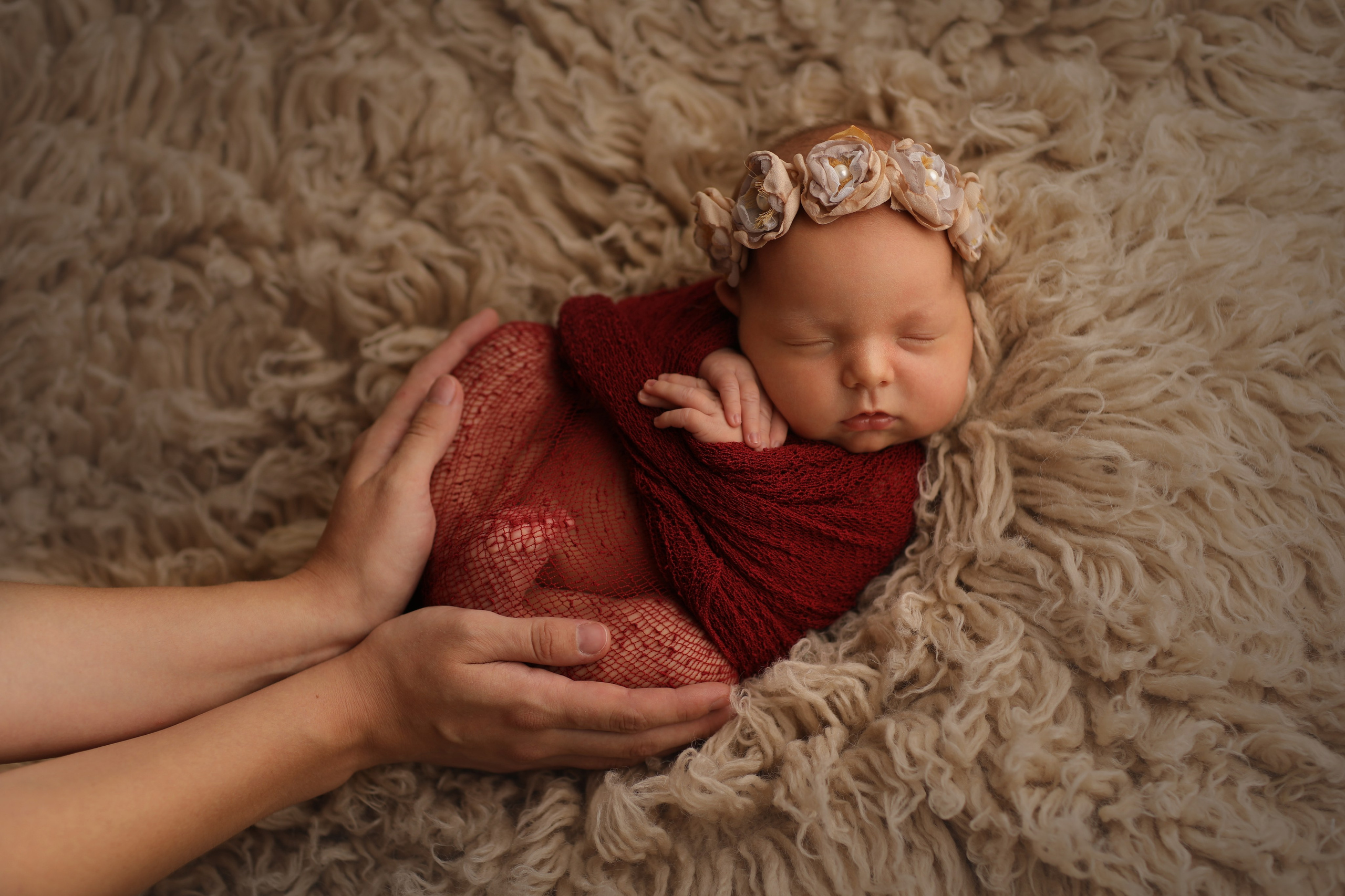 PH @anna_molodykh_newborn.almaty. Retoucher Aleksmokh