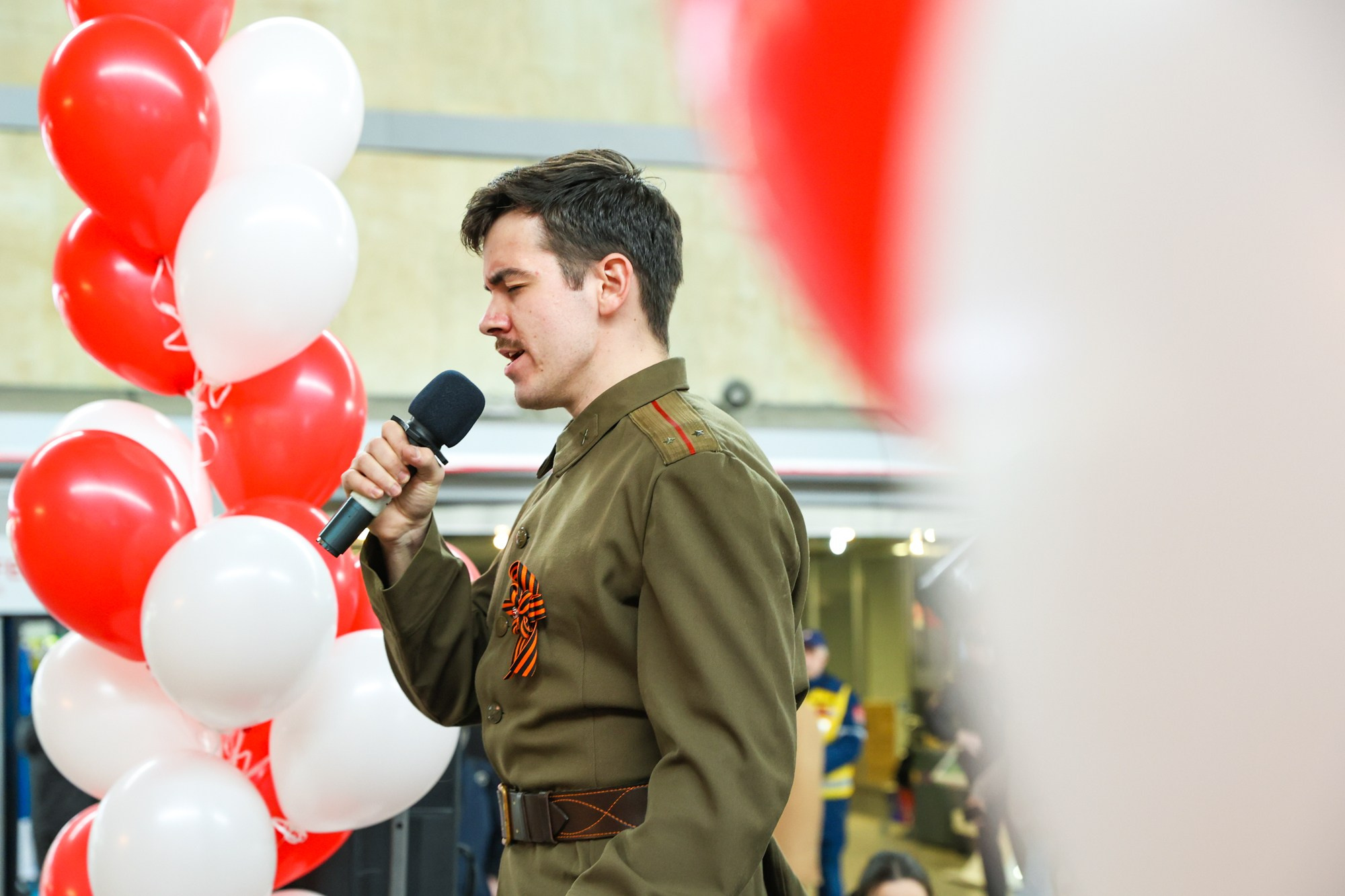 Концерт к 9 мая на Московском вокзале. Фотограф Дарья Попова