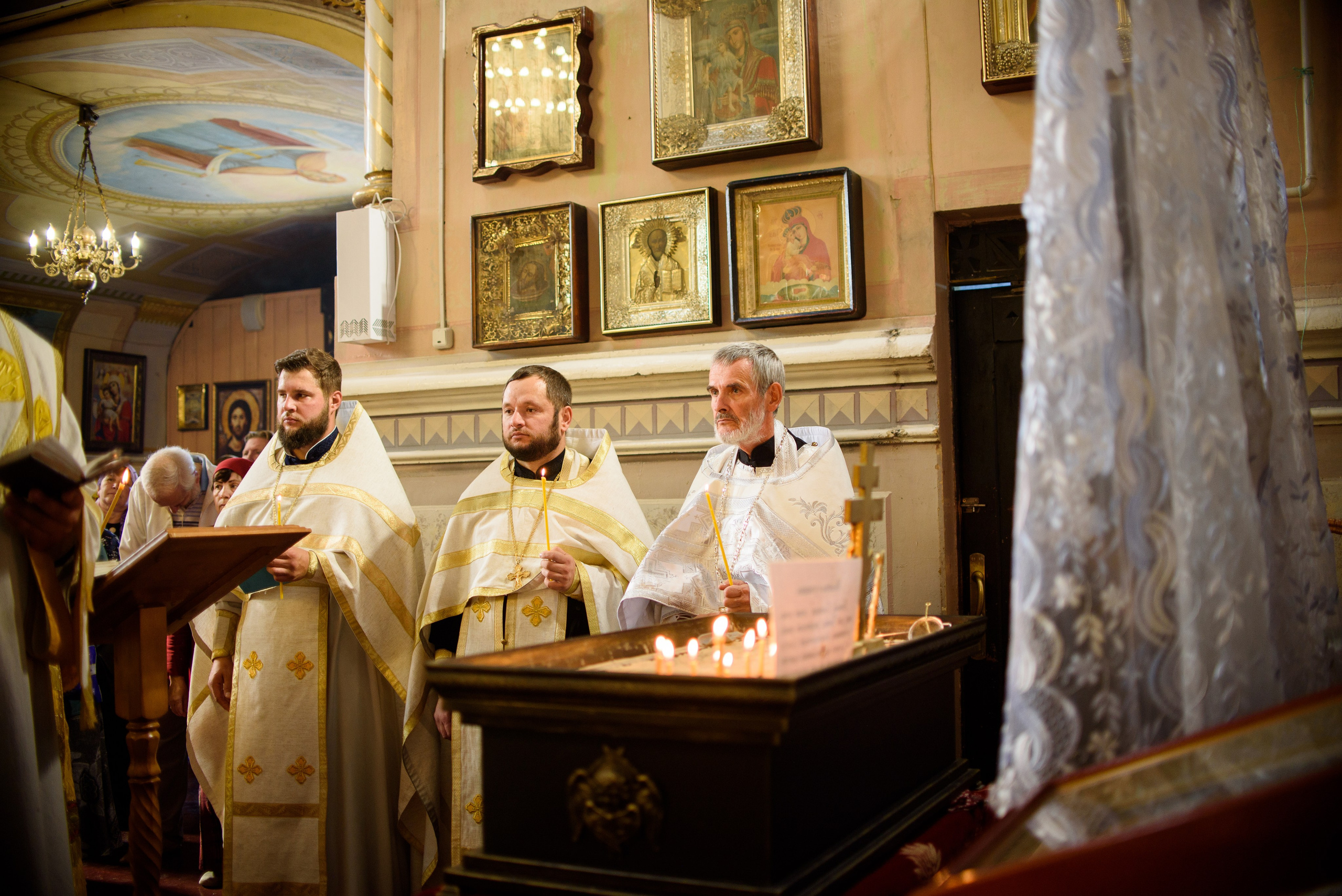 Воскресная литургия 29.10.2023. Семейный и свадебный фотограф в Феодосии и Коктебеле