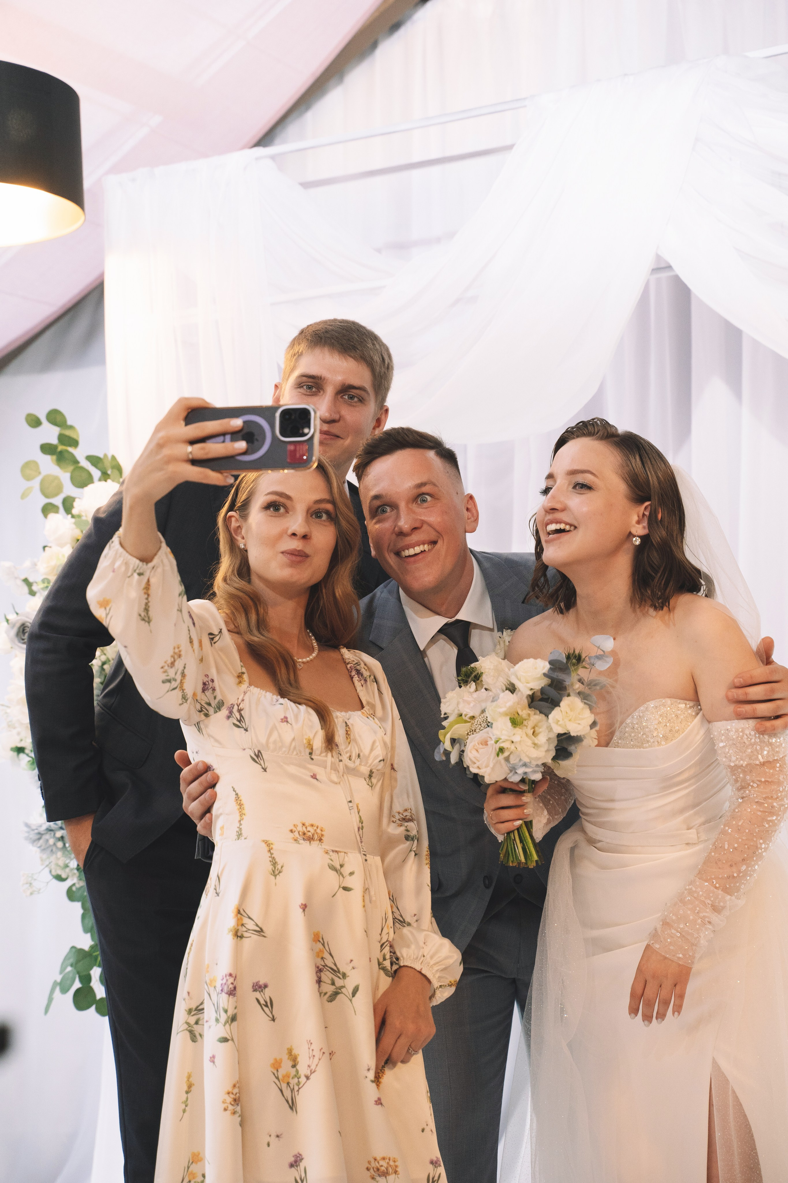 Антон и Кристина. Свадебный фотограф в Сургуте