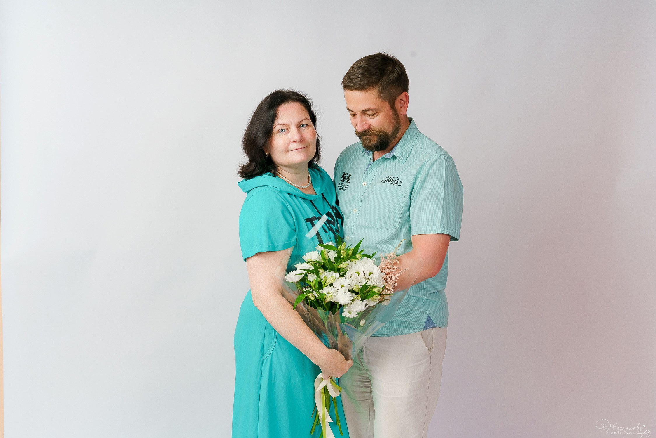 Семейные на бумажном фоне. Фотограф новорожденных в г. Павлово Беспалова Екатерина