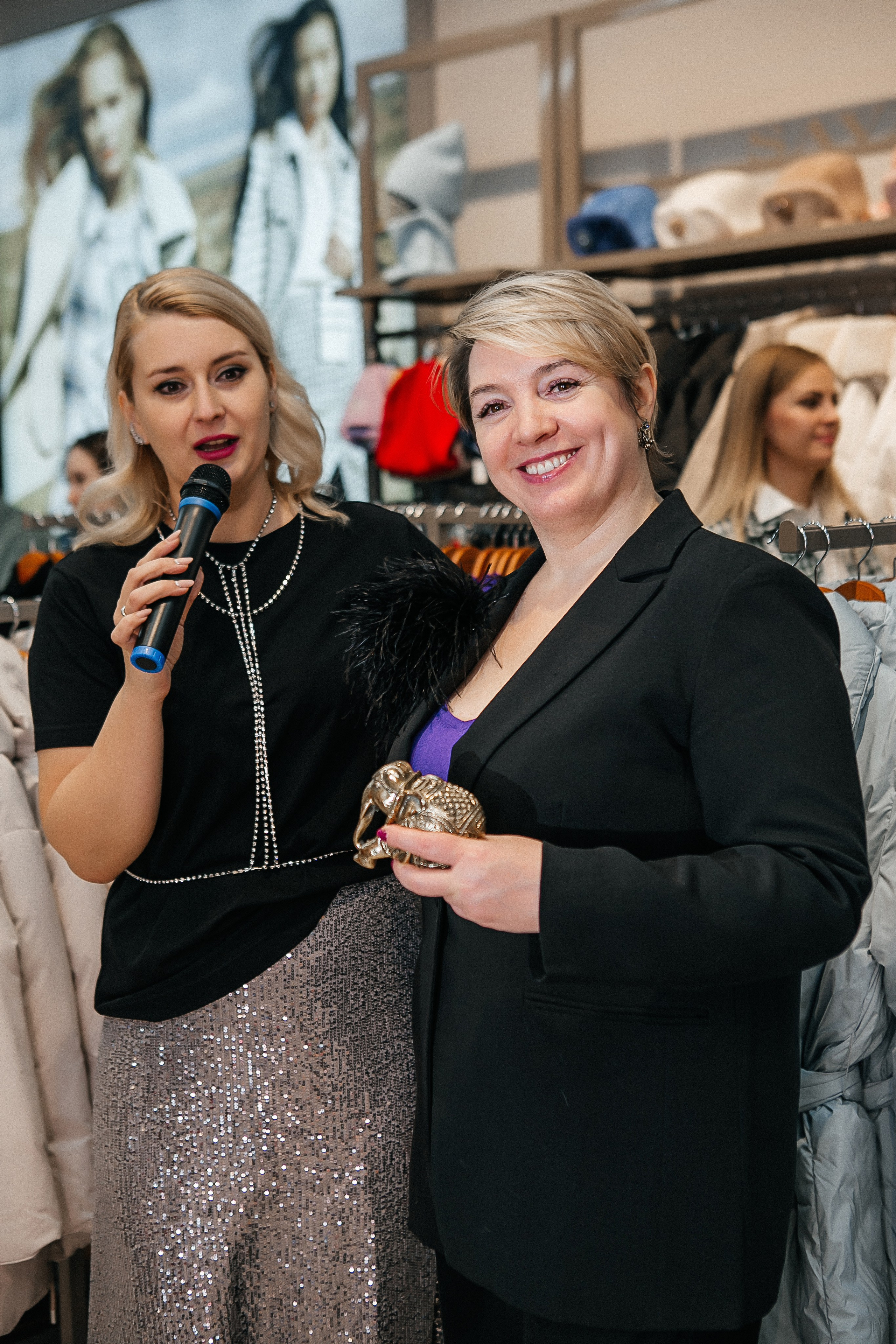 Открытие магазина SAVAGE. Контент фотограф, съемка для маркетплейсов, фуд съемка и репортажи в Новосибирске Ралия Галеева