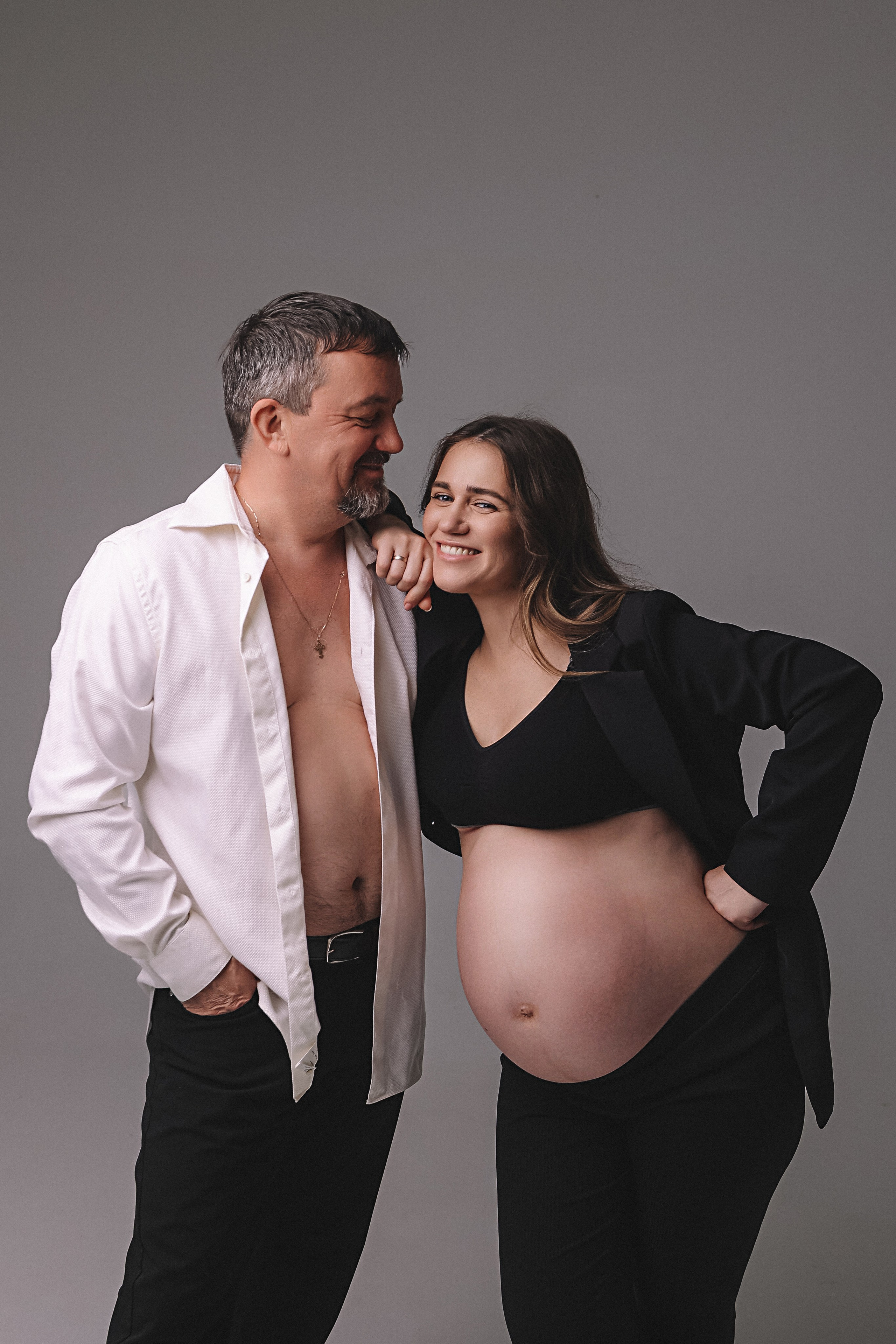 10/11 беременность. Семейный фотограф Тюмень, фотограф на роды Салмина Мария