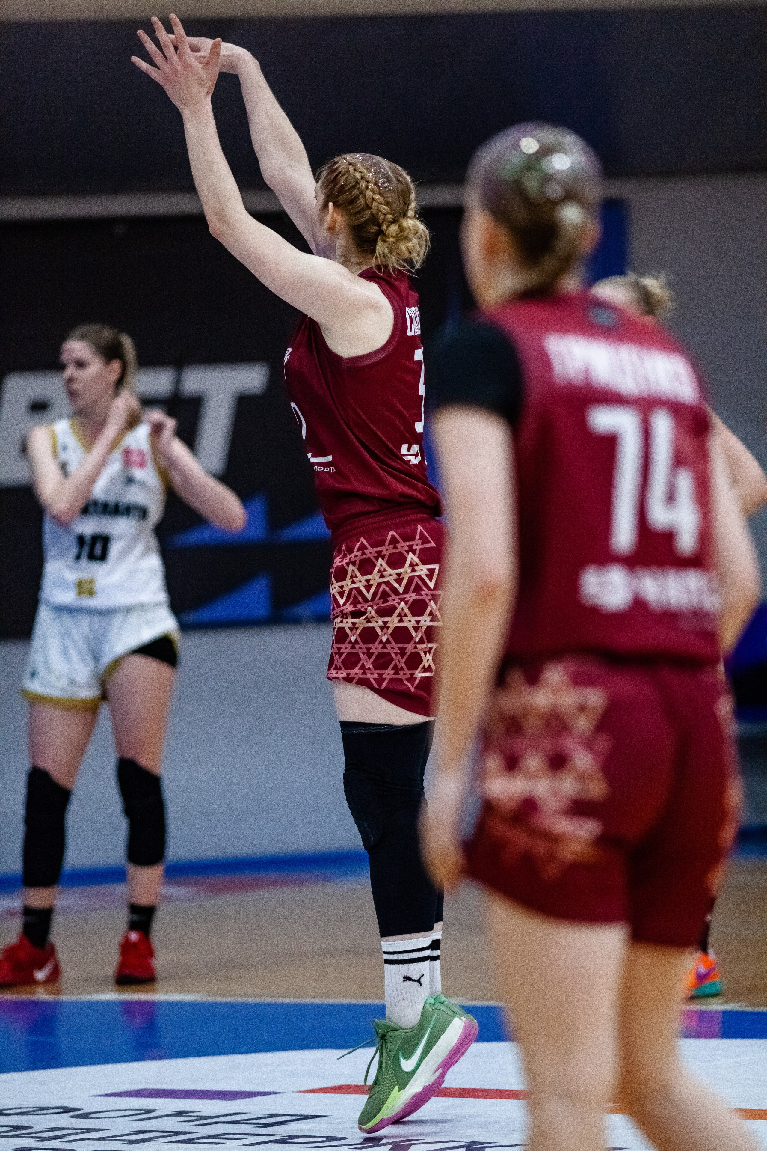 ЧГУ-Атланта — Славянка. Фотография