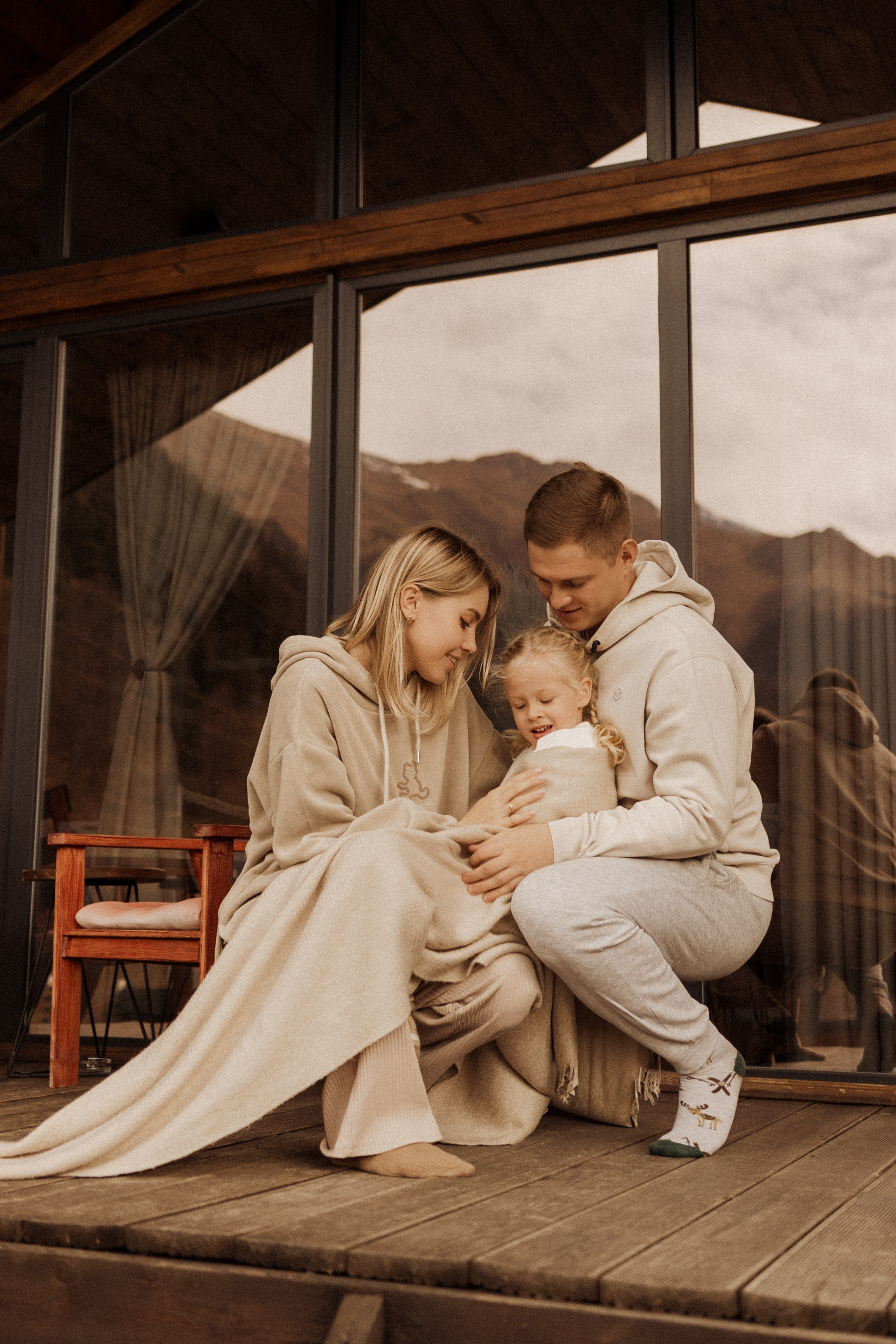 ДОМИК В ГОРАХ. Фотограф Настя Конник | Пятигорск | Эльбрус | Домбай | Архыз