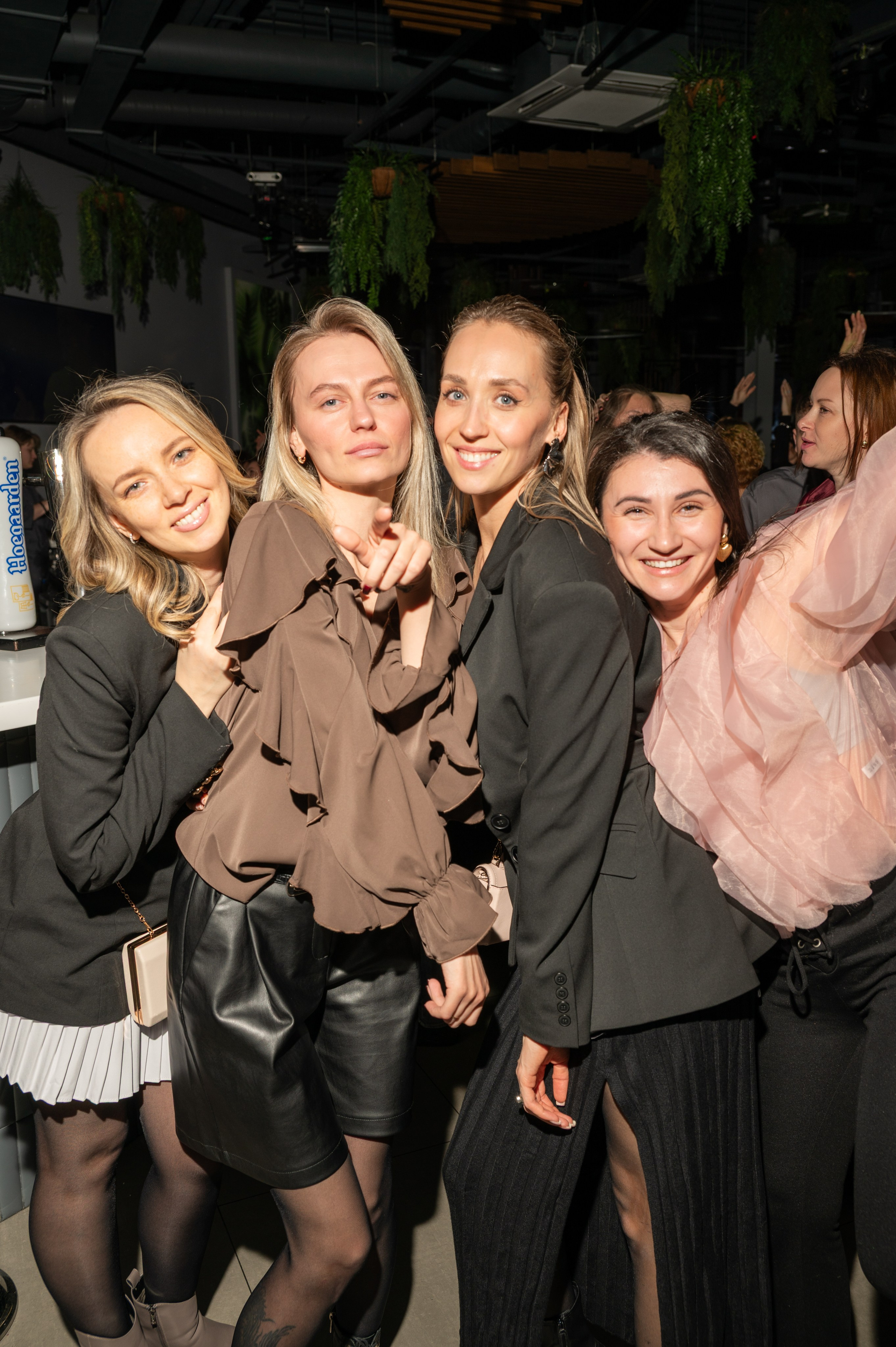 Празднование 8 марта. Фотограф Лобанов Антон, г. Москва