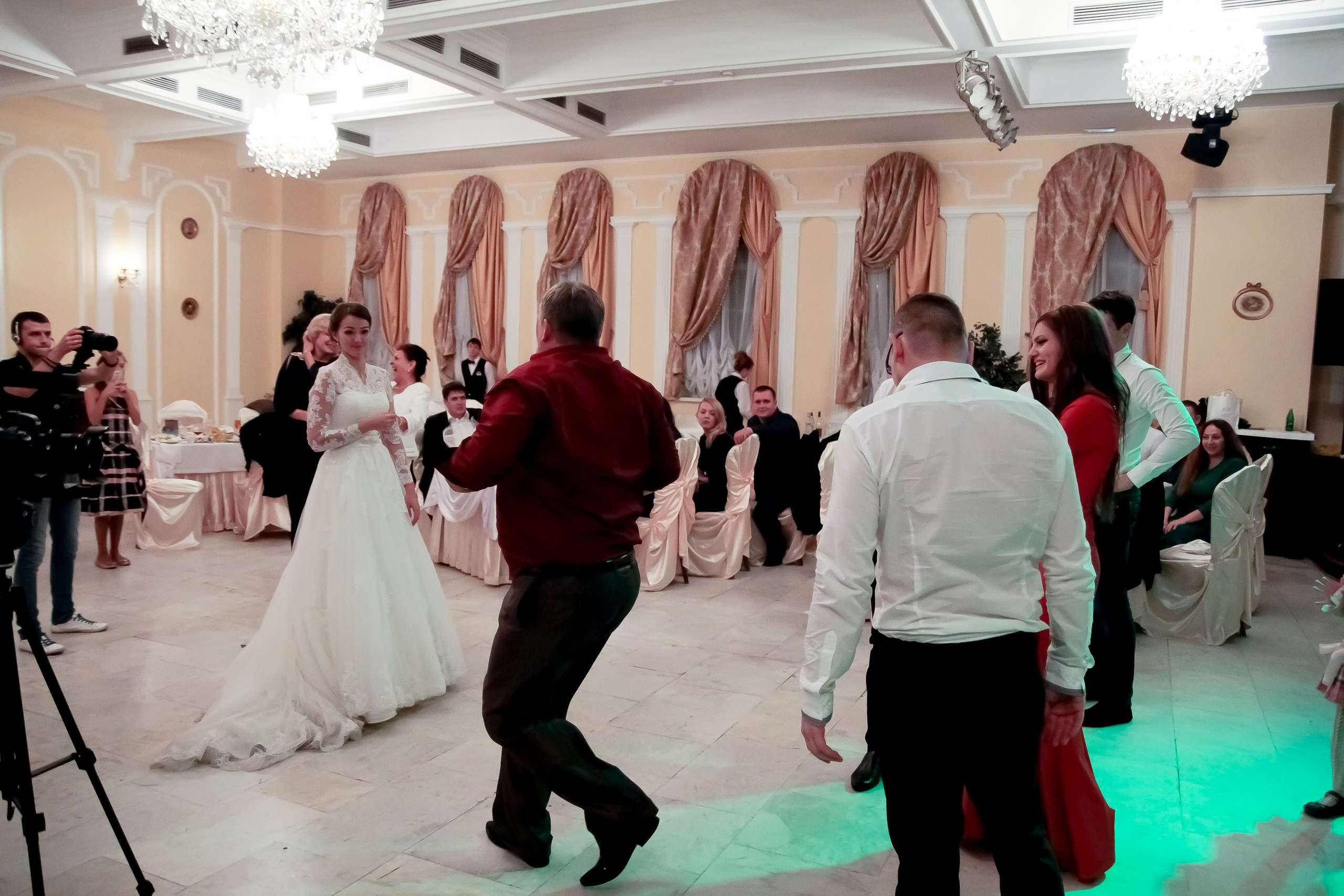 Банкет/Banquet. Максим Матвийченко и Виктория Басова профессионалы своего дела