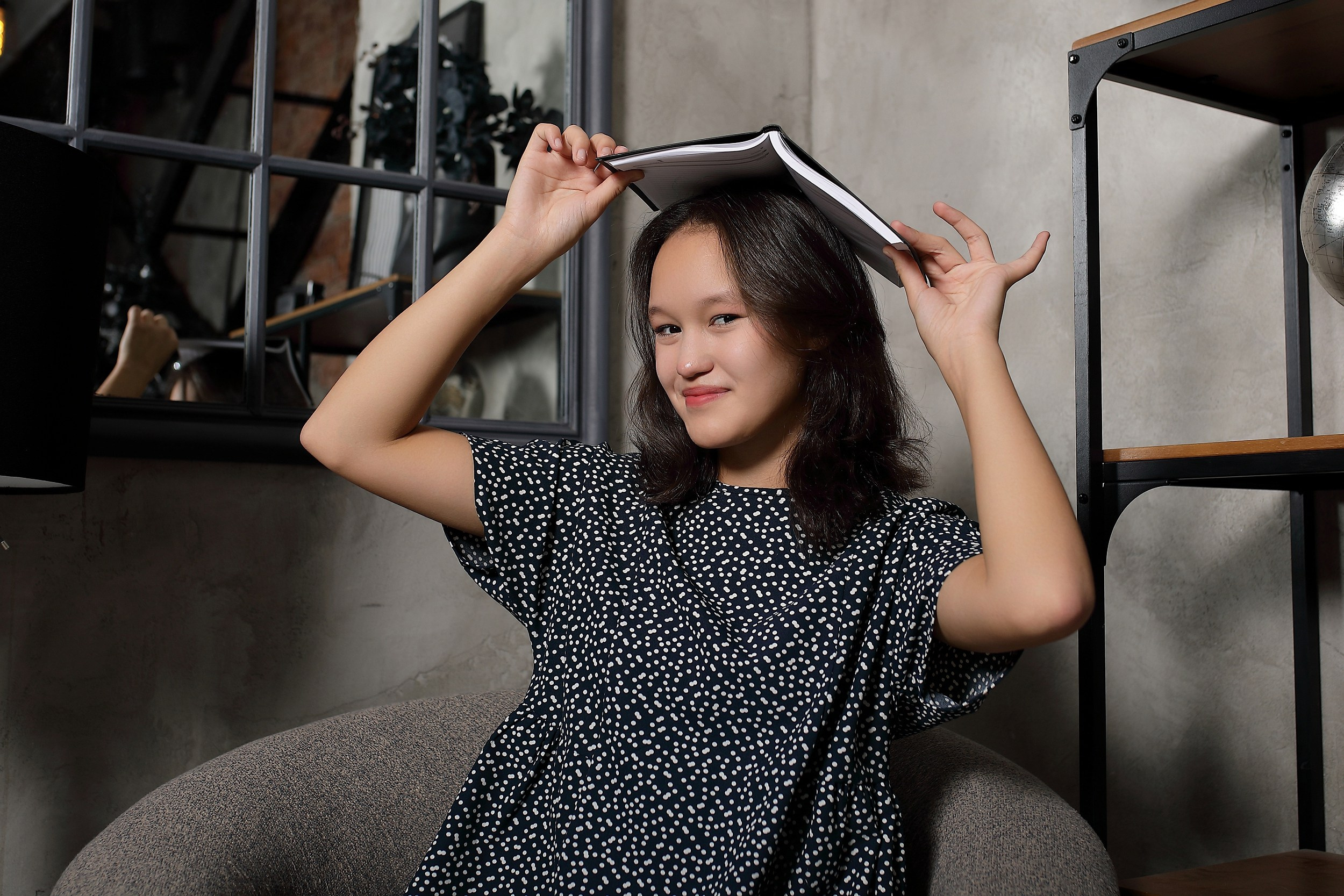 В фотостудии. Свадебный и семейный фотограф и видеограф в Екатеринбурге Полянские Тимур и Анастасия