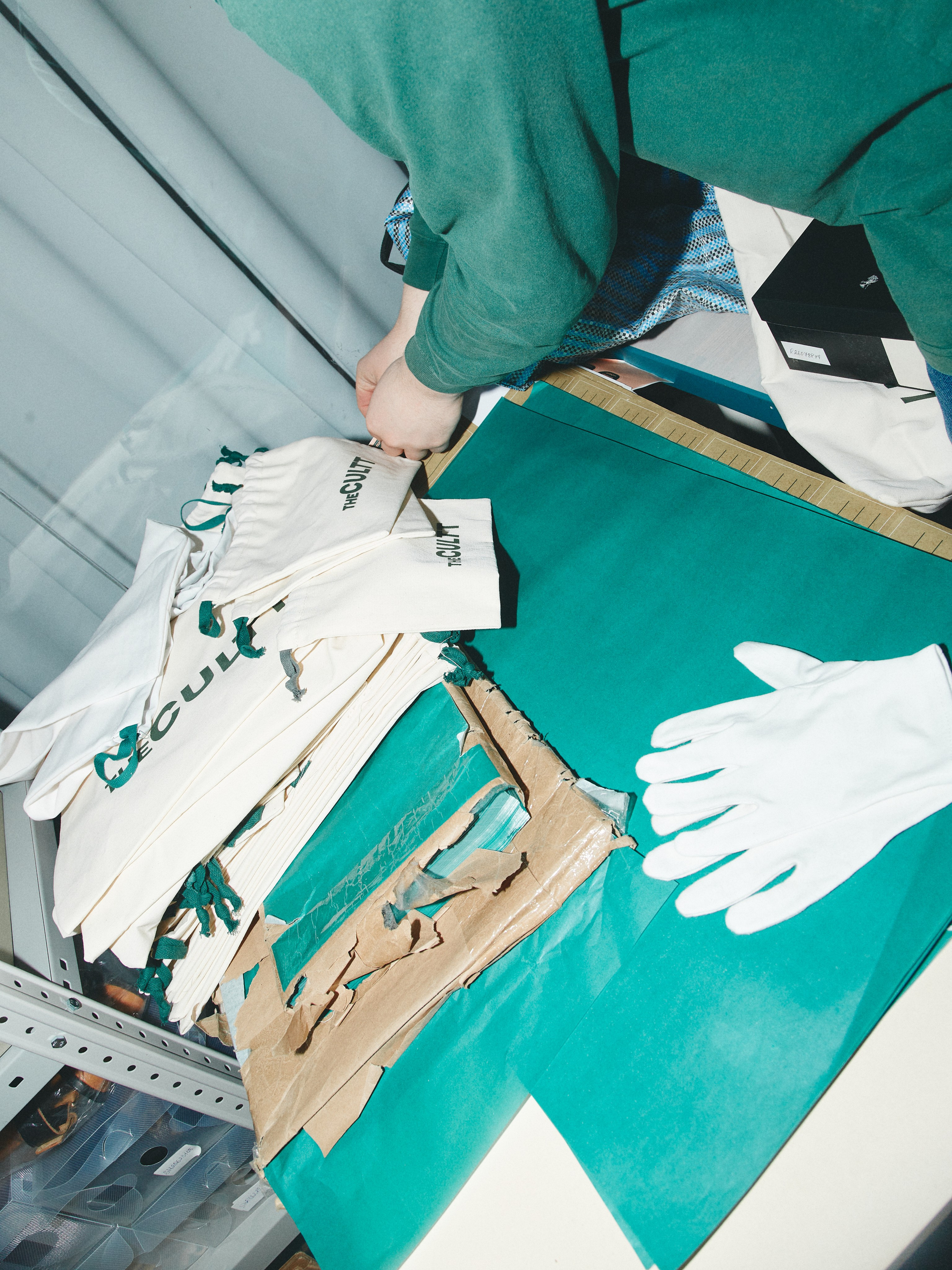 CHAIKA x THE CULTT working girl. Photographer Daria Ilkevich