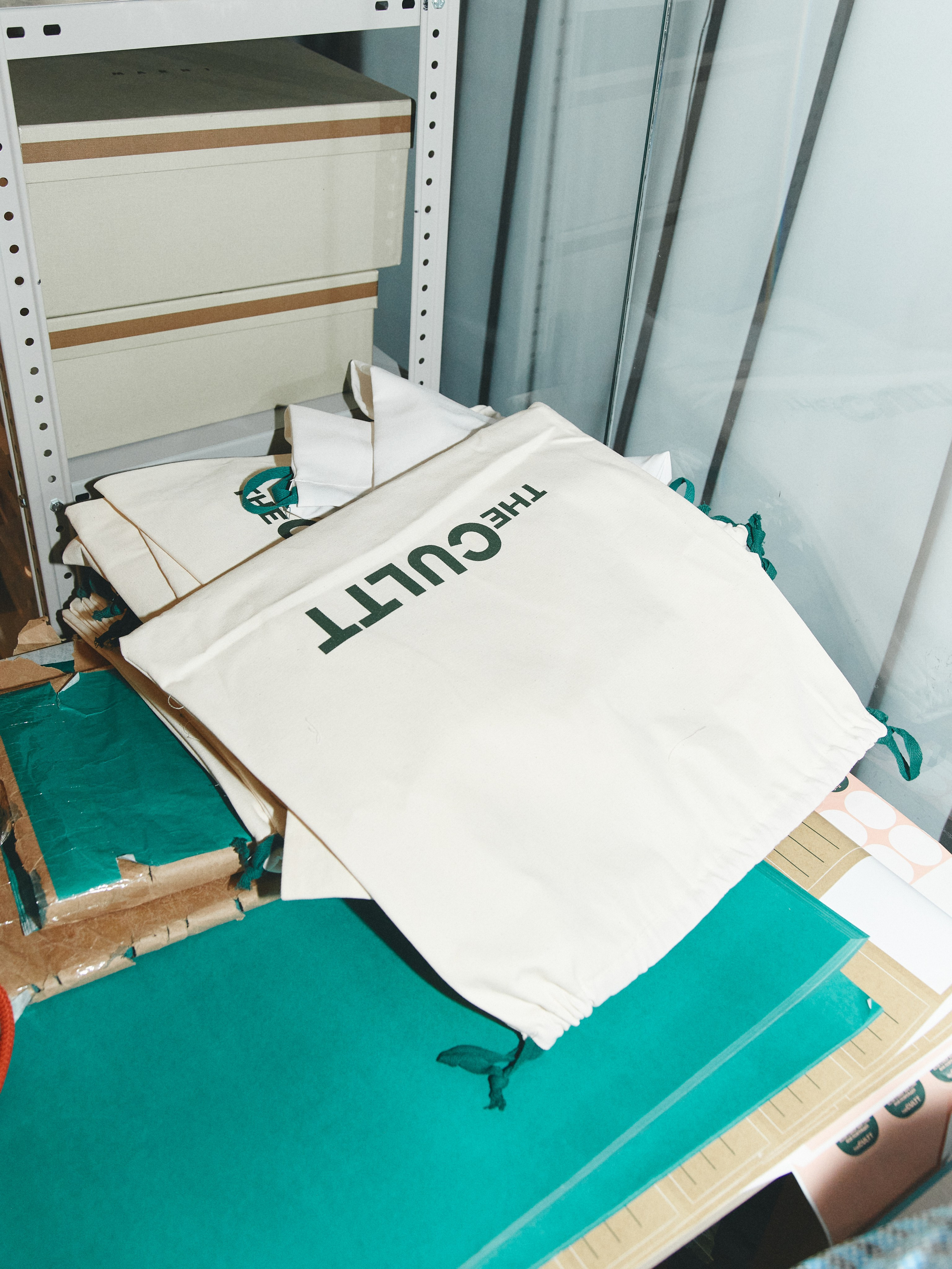 CHAIKA x THE CULTT working girl. Photographer Daria Ilkevich