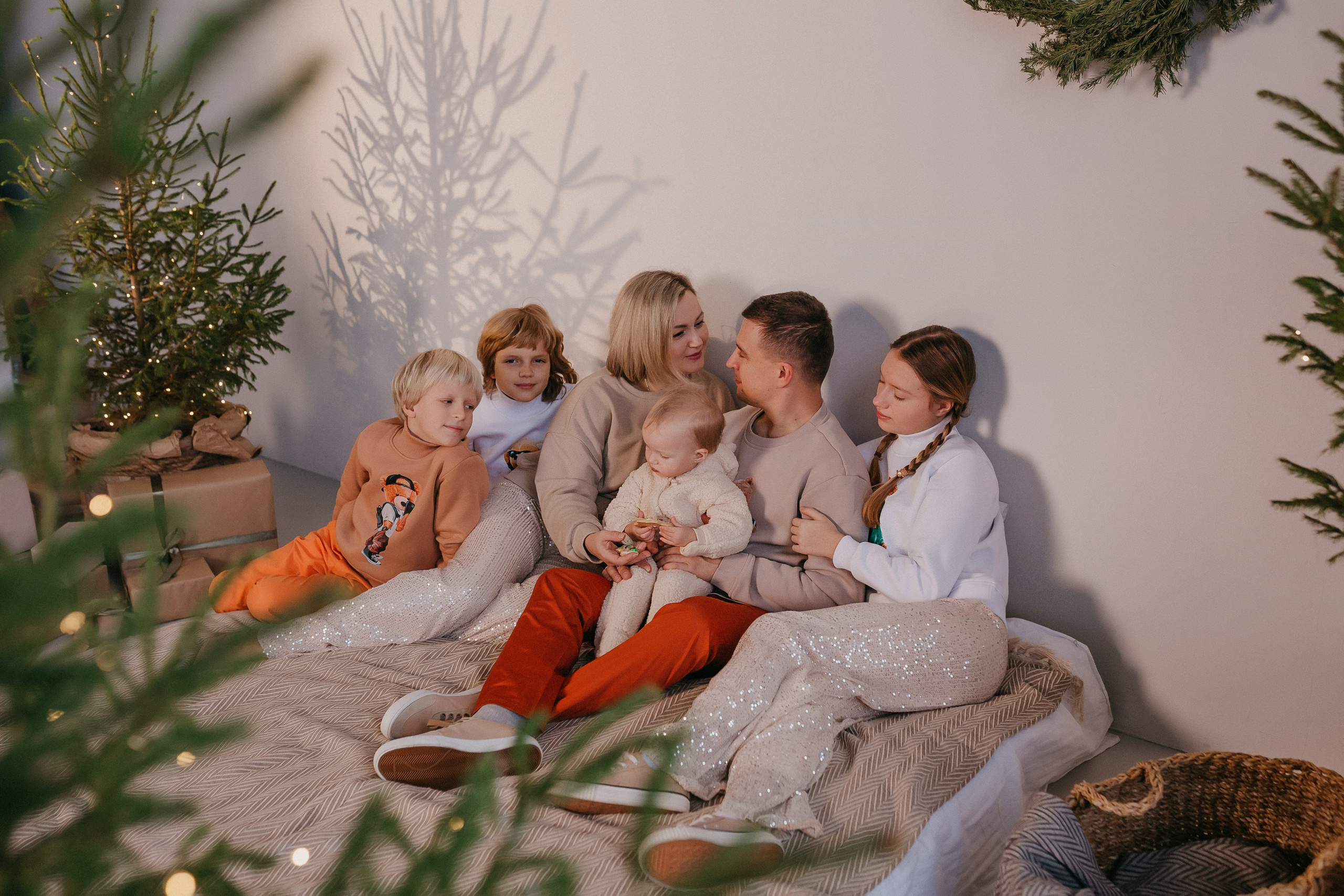 Женя и Лёша +4 Новогодняя. Семейный фотограф в Сургуте