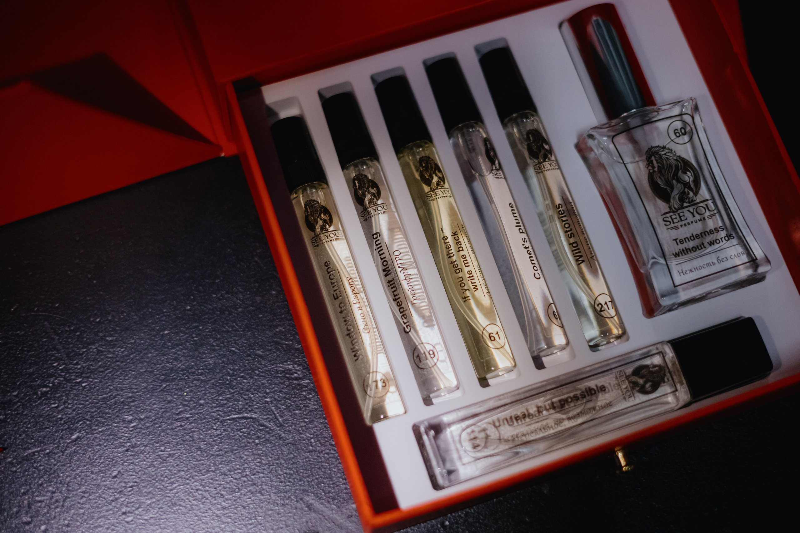 See `You Perfume. Фотограф в Москве и Санкт-Петербурге Дарина