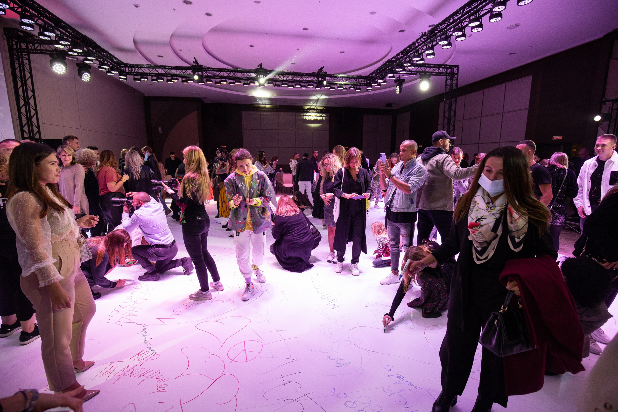 Неделя моды Сочи. Репортажный и fashion фотограф в Москве Сергей Бардин