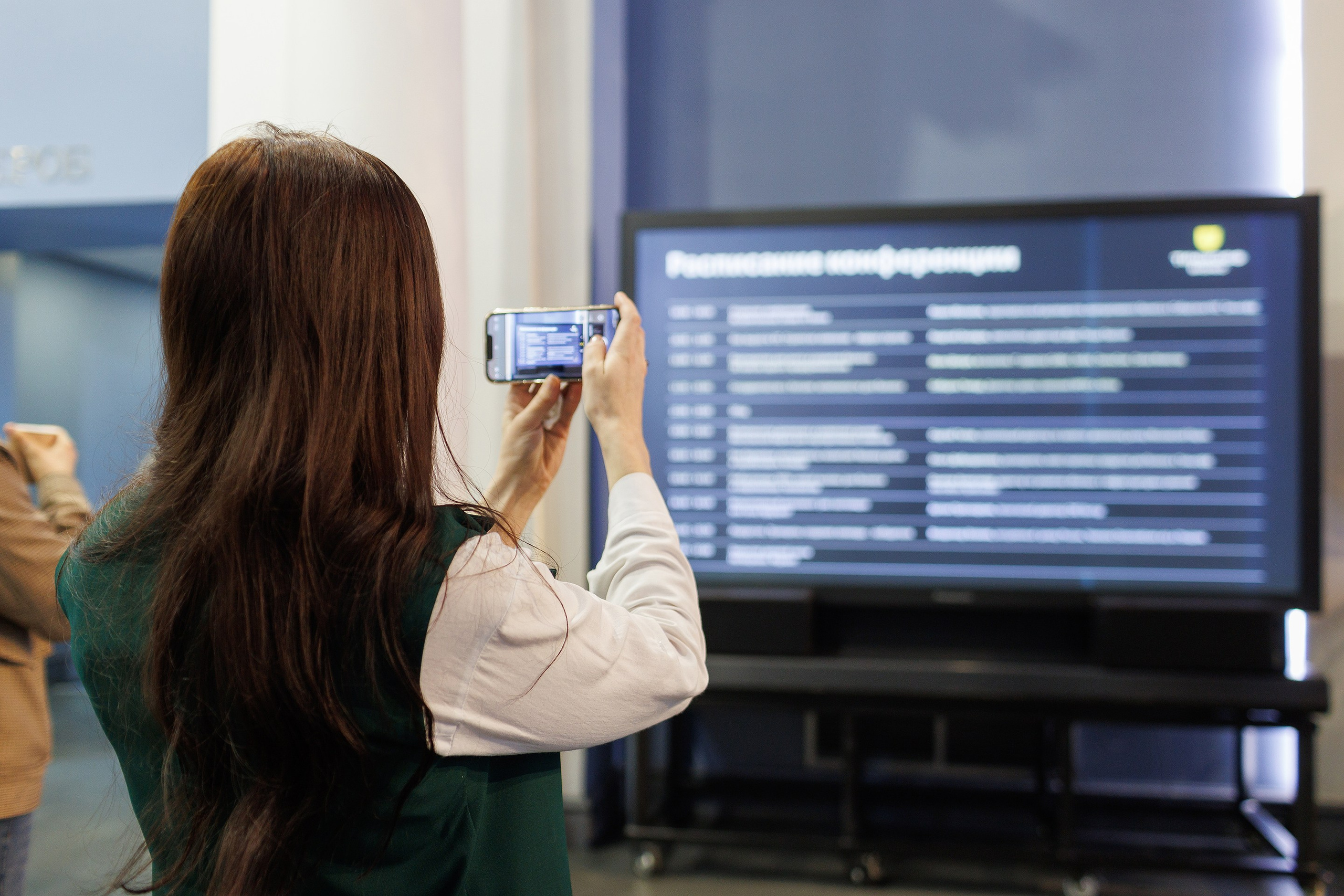 Репортажная фотосъемка мероприятия. Профессиональный фотограф в Новосибирске