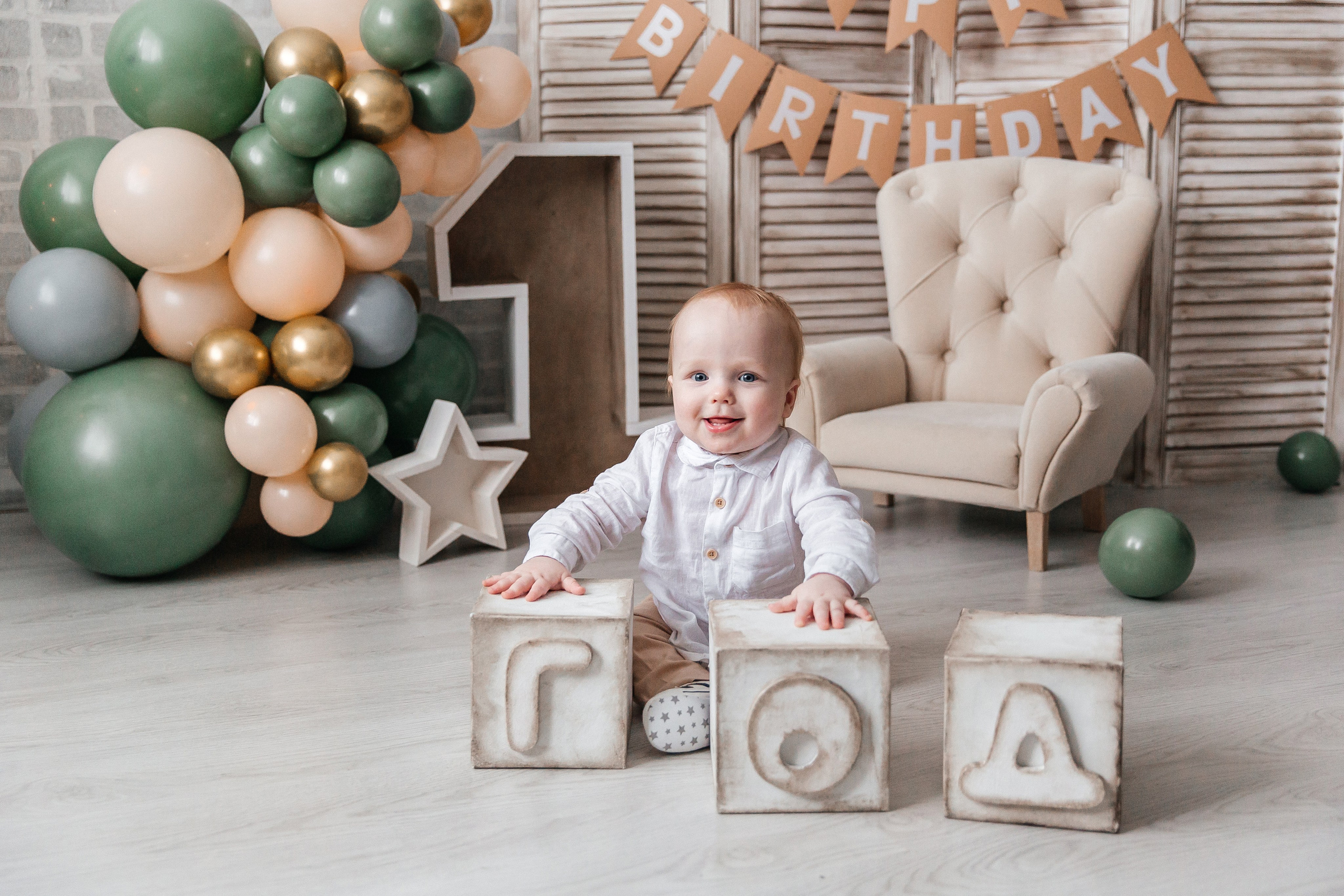 С шарами. Детский фотограф, выпускные альбомы в Нижнем Новгороде Бодягина Мария
