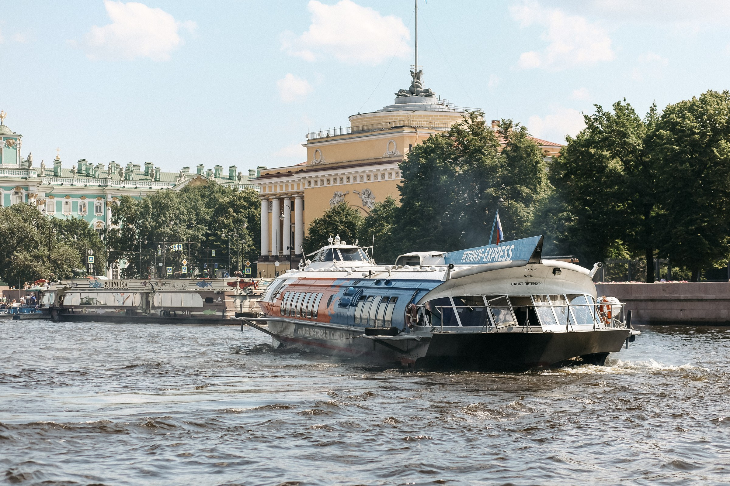 Репортажный фотограф на кораблик Питер