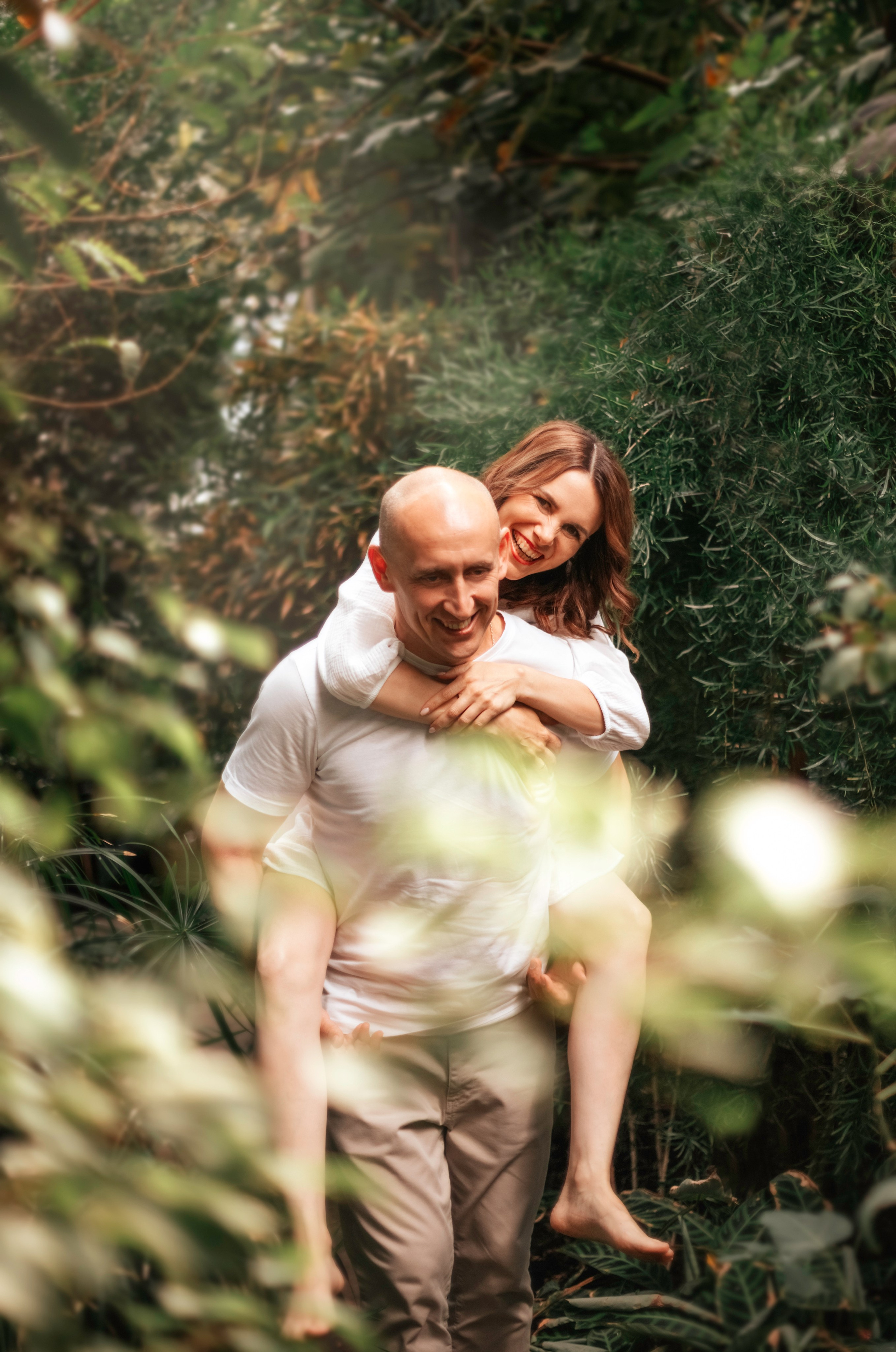 Love story " Полина и Дмитрий"/ Локация тропическая оранжерея. Фотограф Елена Аленская