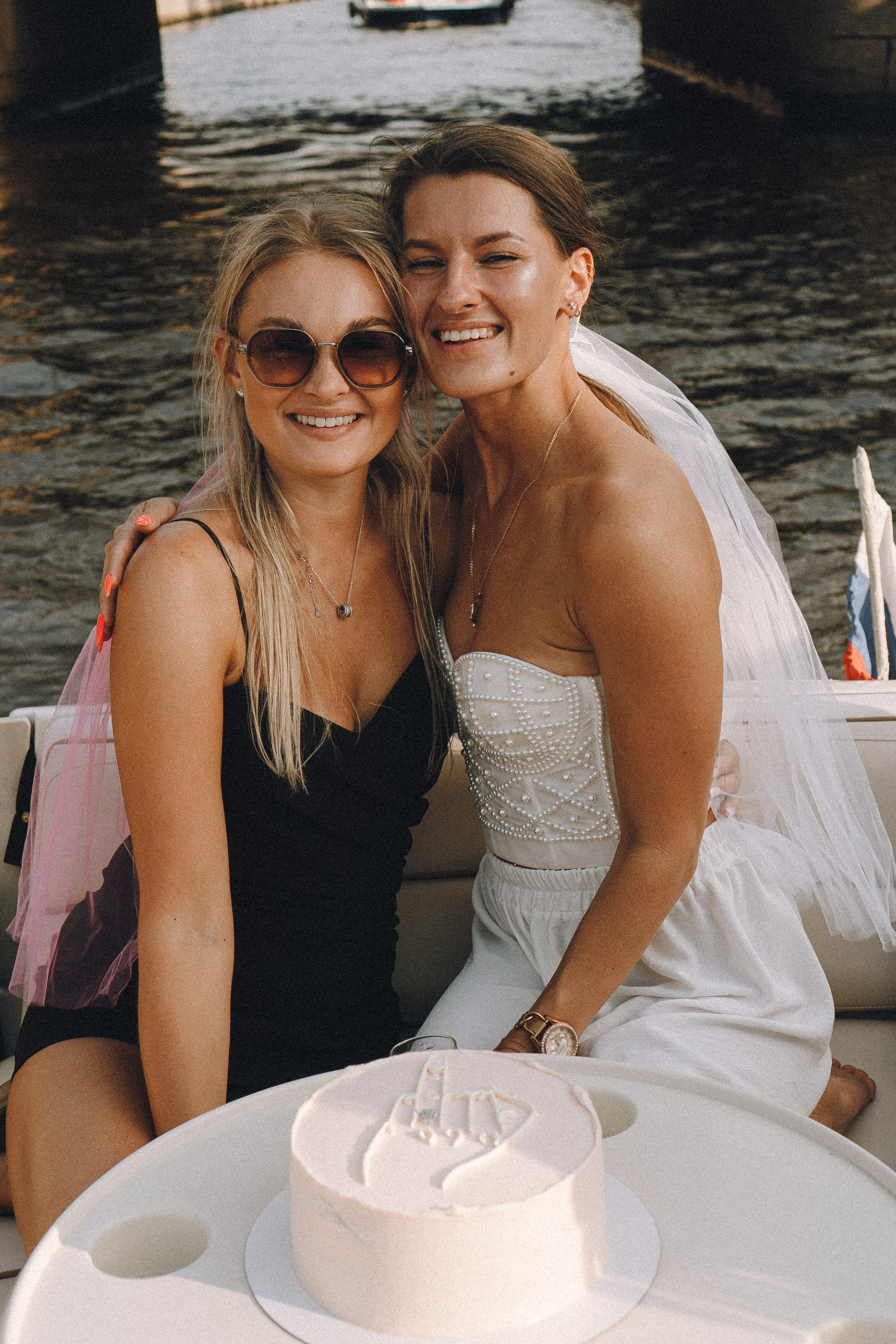 ДЕВИЧНИК НА КАТЕРЕ. Профессиональный фотограф, Санкт-Петербург — Виктория Богомолова