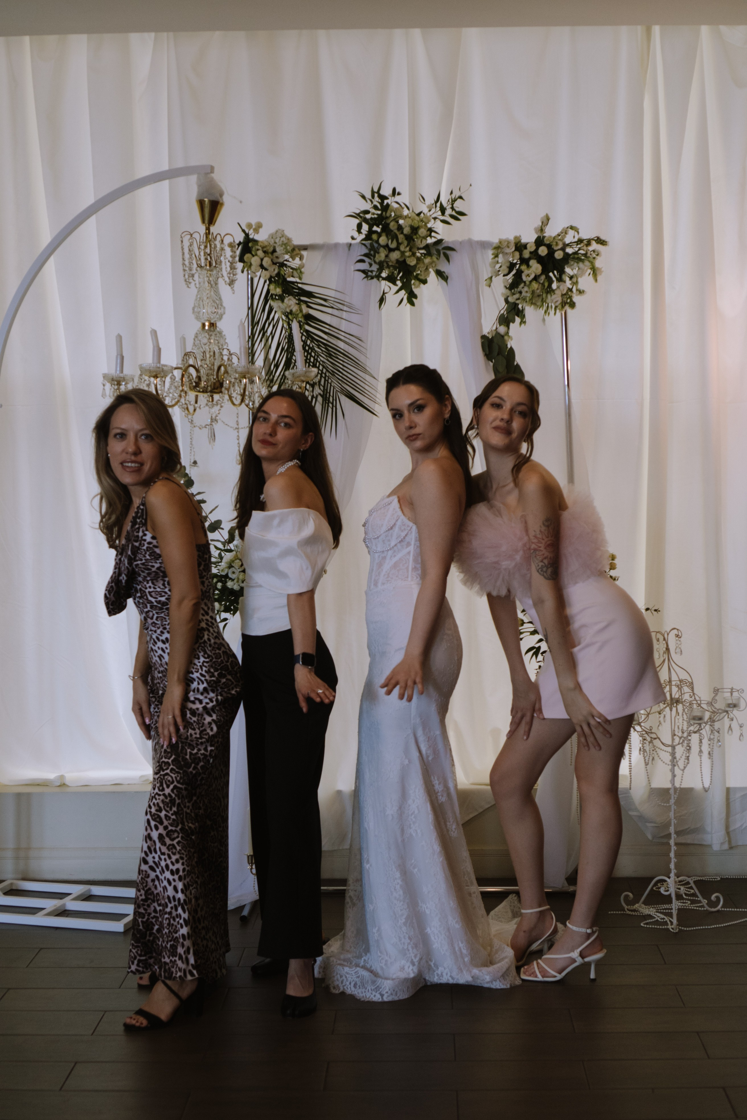 СВАДЕБНЫЙ БАНКЕТ НА ВЛАДИМИРСКОЙ В САНКТ-ПЕТЕРБУРГЕ (КАМЕРНАЯ СВАДЬБА). Профессиональный фотограф, Санкт-Петербург — Виктория Богомолова